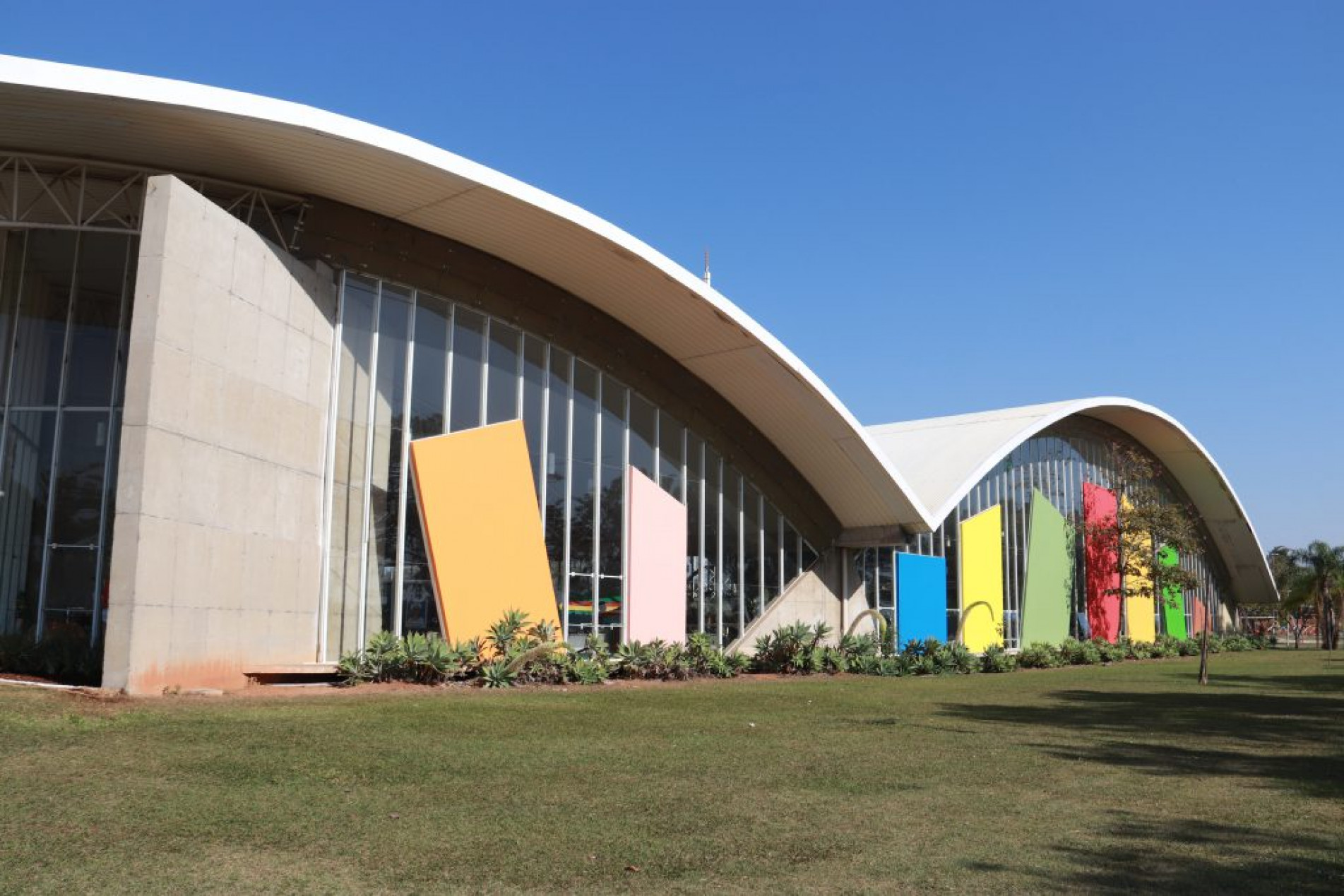 Biblioteca Municipal Jorge Guilherme Senger terá teatro infantil com entrada grátis