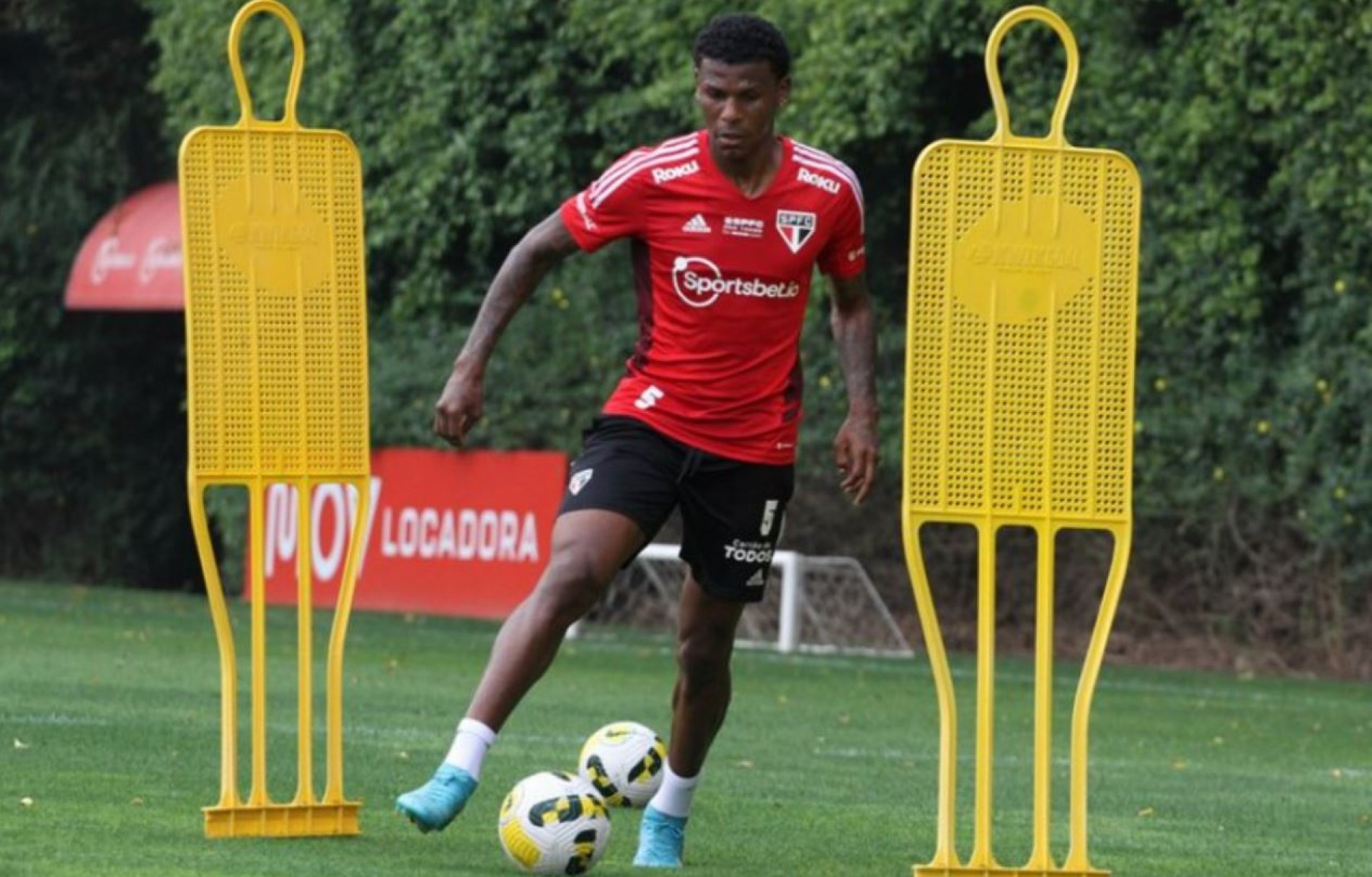 Zagueiro Arboleda
