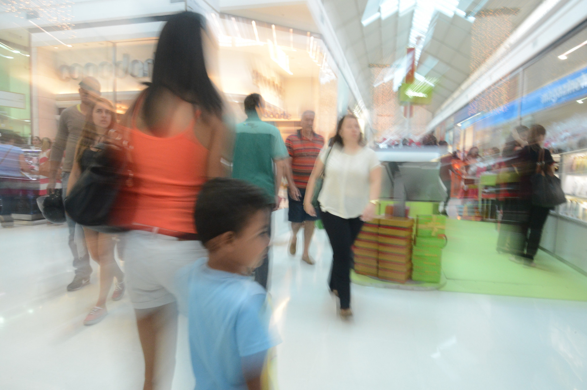 Comércio eletrônico é um dos fatores para diminuição do público nos centros de compra