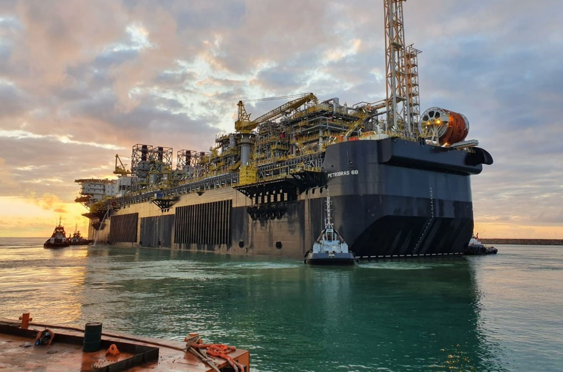 Exploração está prevista para a região marítima equatorial