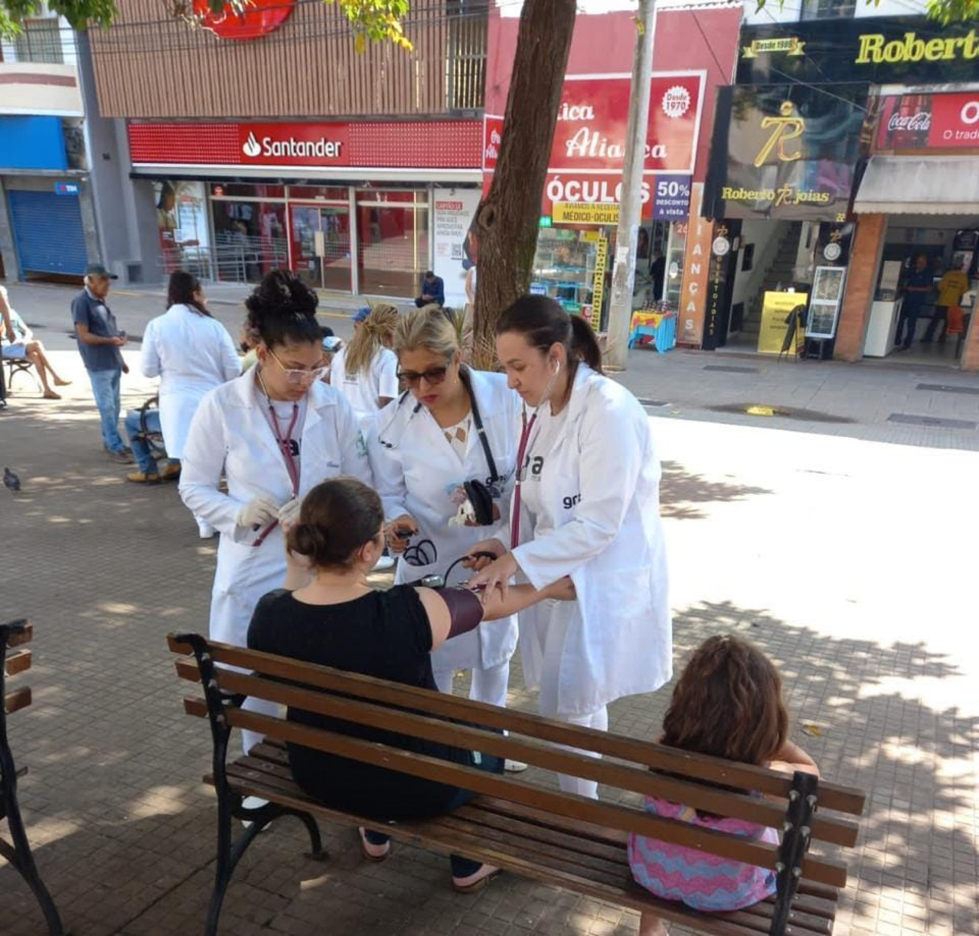 Iniciativa é da escola Grau Técnico e acontece na praça Coronel Fernando Prestes