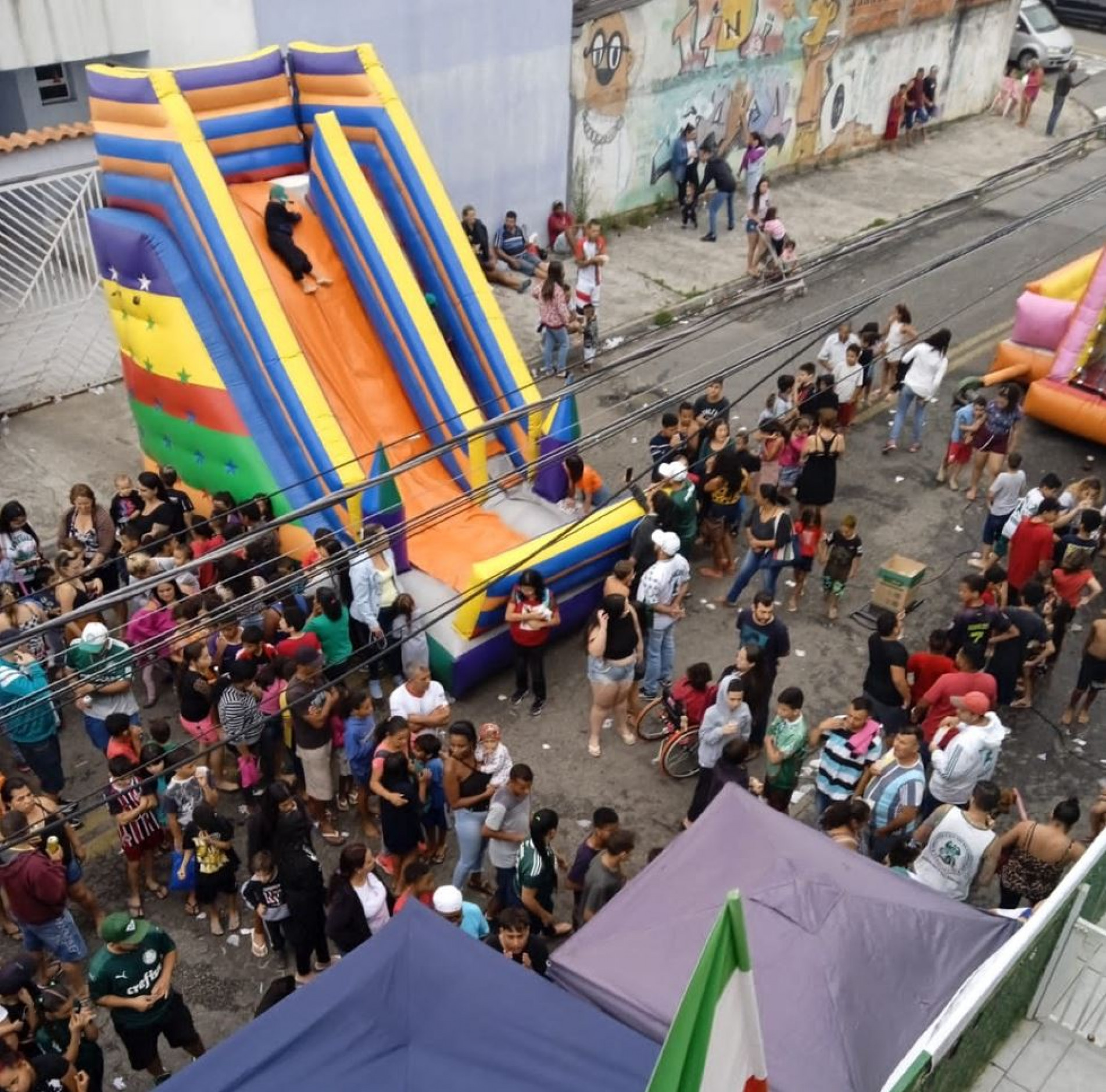 Atividades foram em uma lanchonete da zona norte