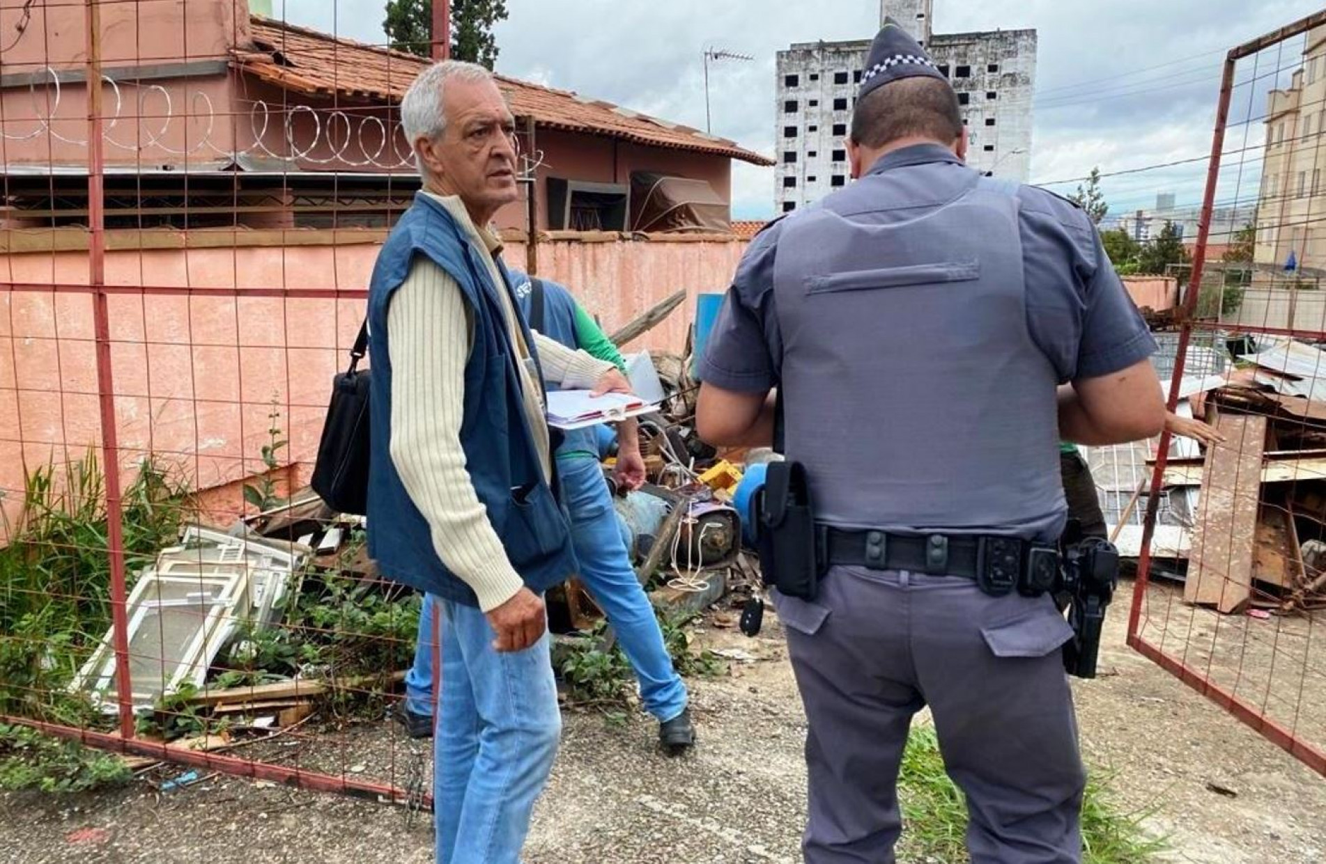 Momento em que era realizada uma das vistorias; operação contou com força-tarefa