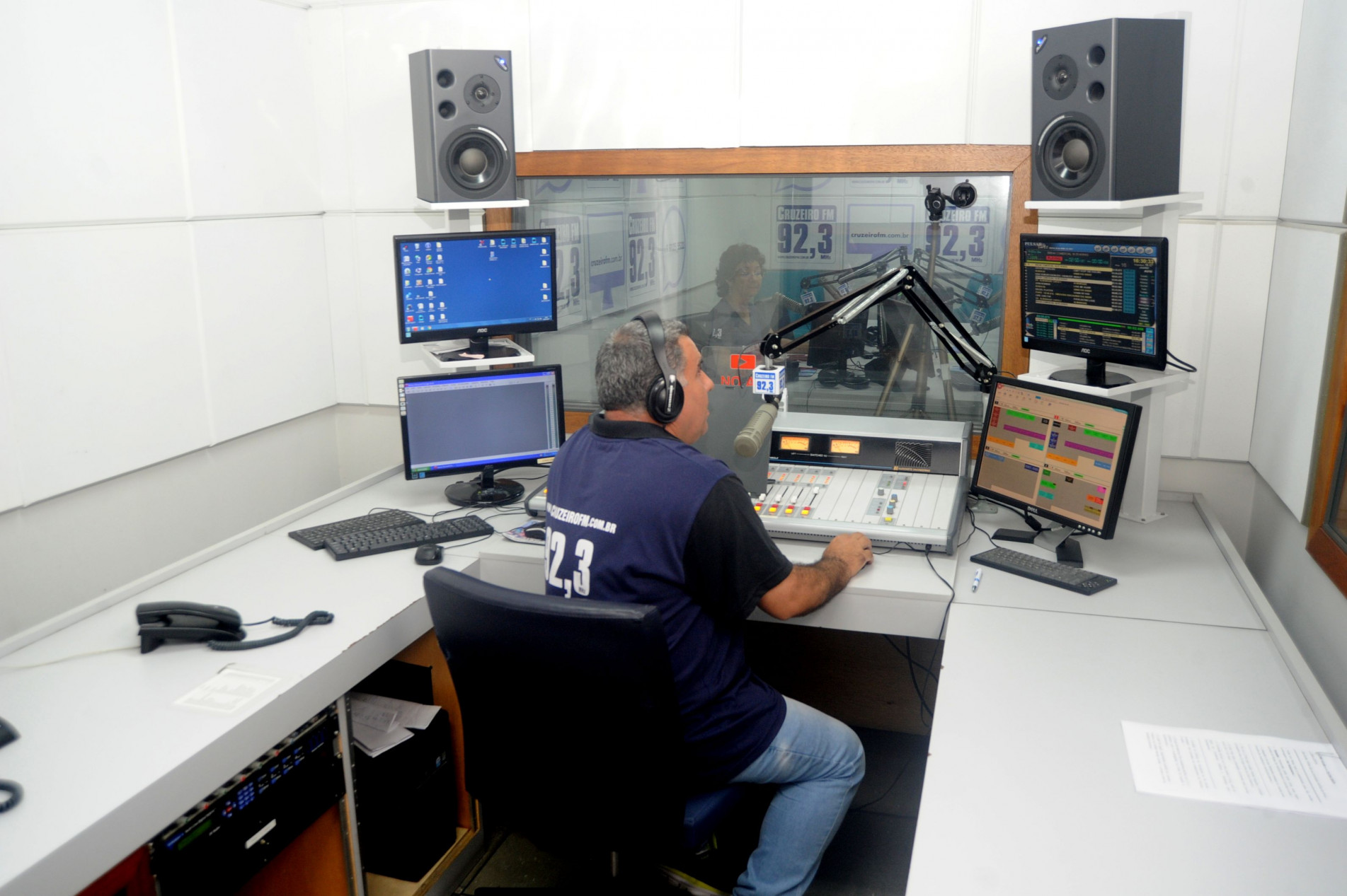 Vem ai ‘100 anos do rádio no Brasil’
