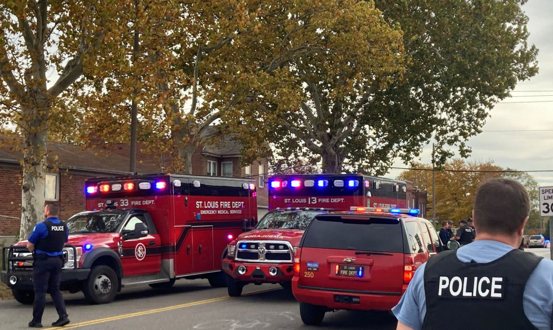 EUA: tiroteio em escola no Missouri deixa 3 mortos, incluindo suspeito