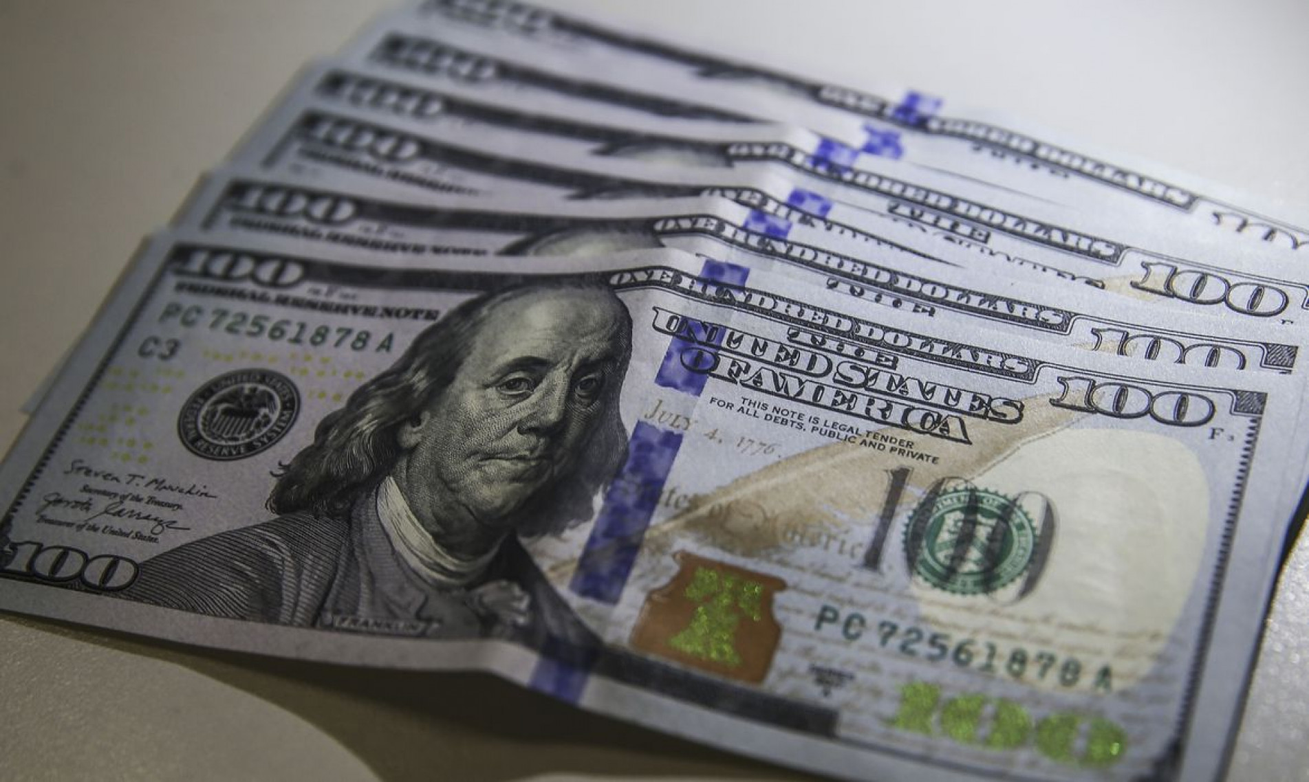  A estimativa para o c&acirc;mbio neste ano continuou em R$ 5,25