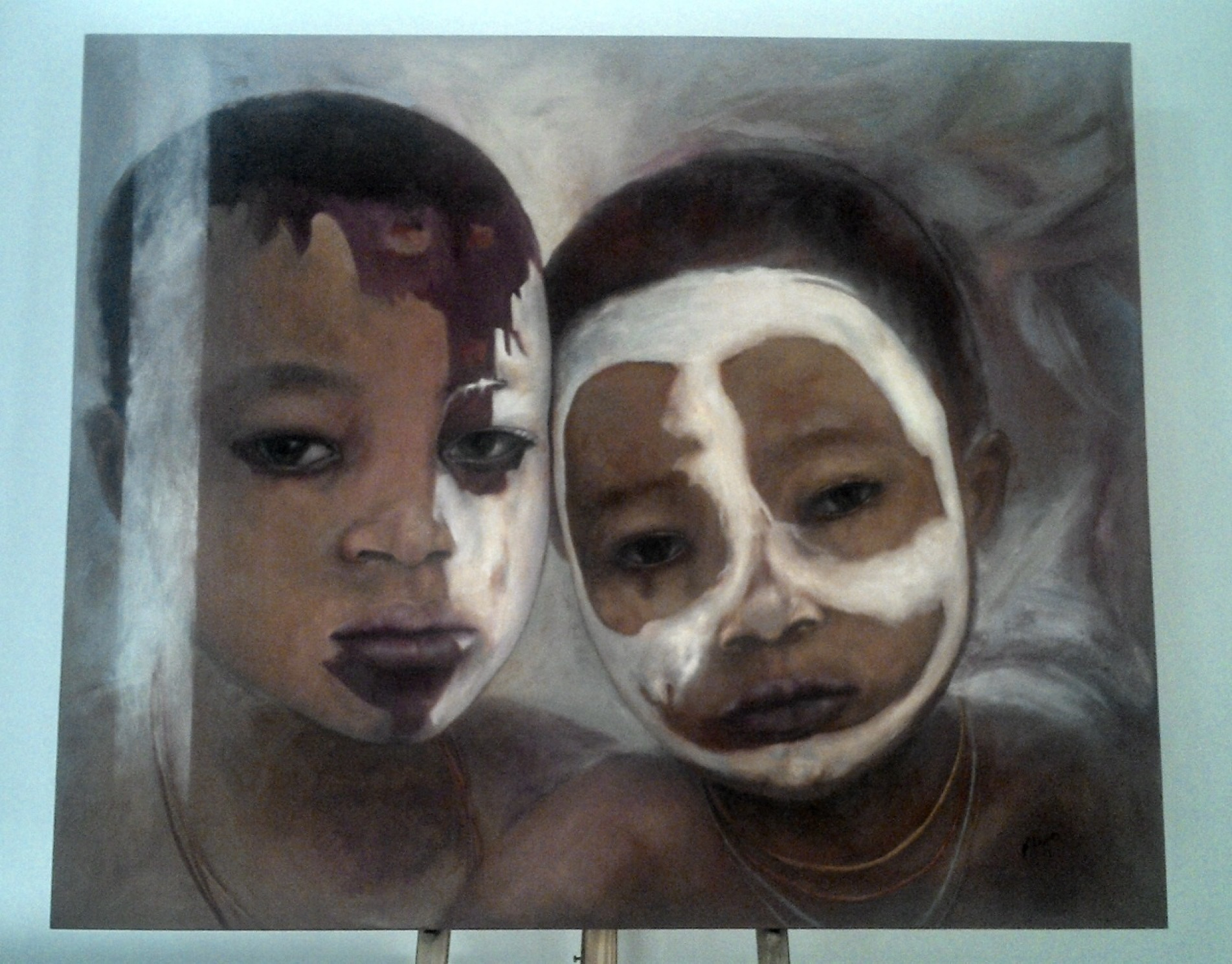 Uma das telas da exposição: grátis num shopping da cidade