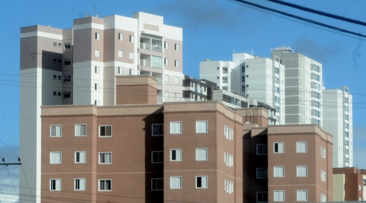 Mercado imobiliário de Sorocaba tem queda nas vendas, mas mantém alta no acumulado do ano