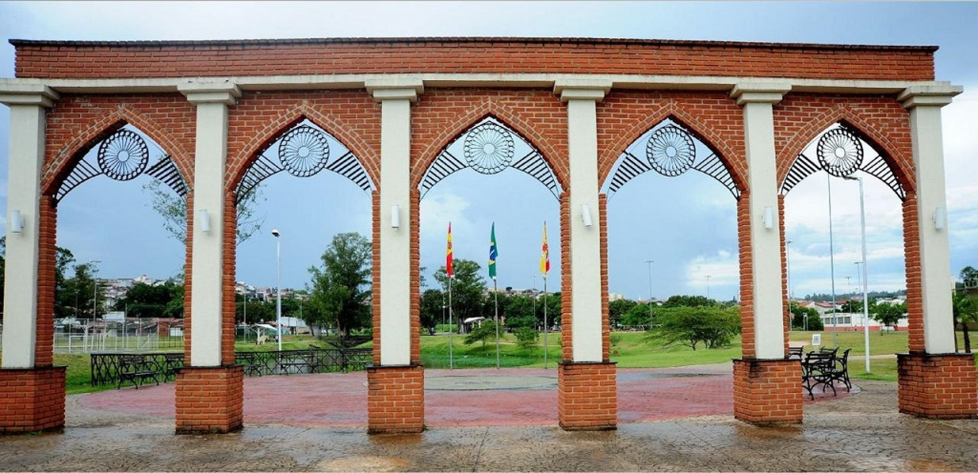 Ninguém paga nada para entrar no Parque dos Espanhóis, na Vila Assis
