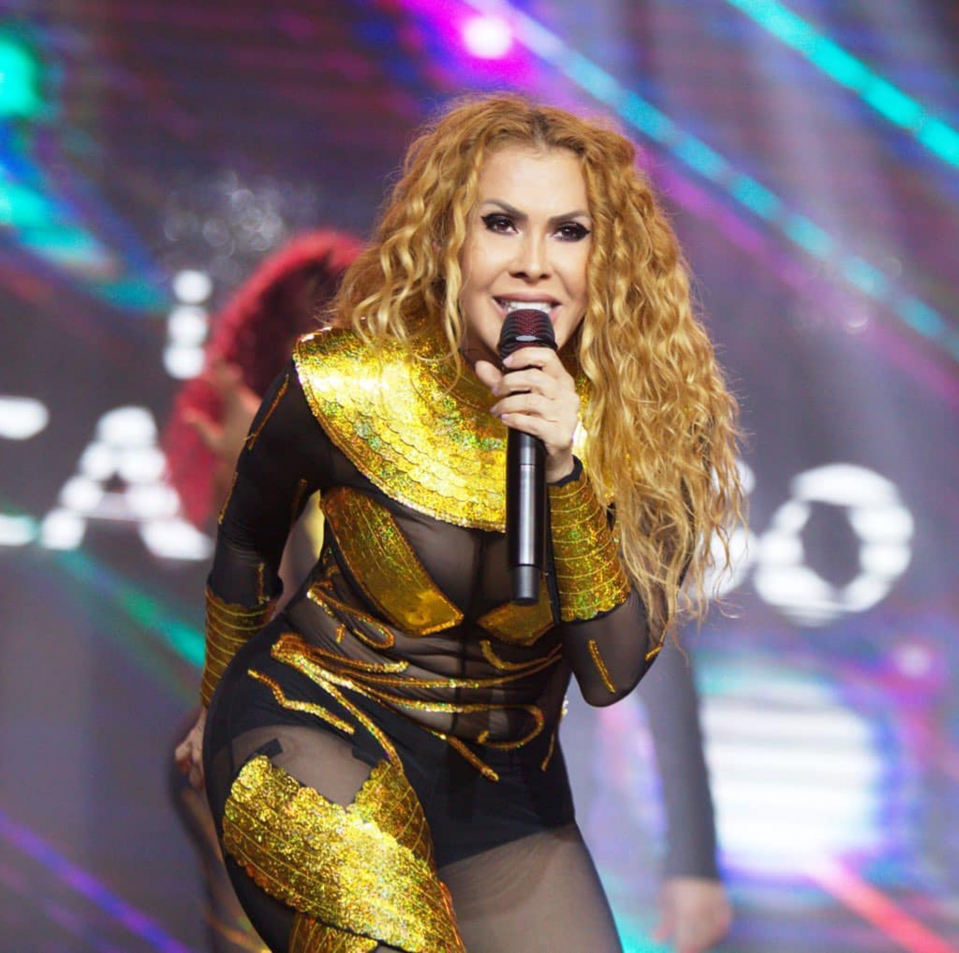Joelma revelou que j&aacute; sofreu tr&ecirc;s derrames oculares e algumas paradas card&iacute;acas