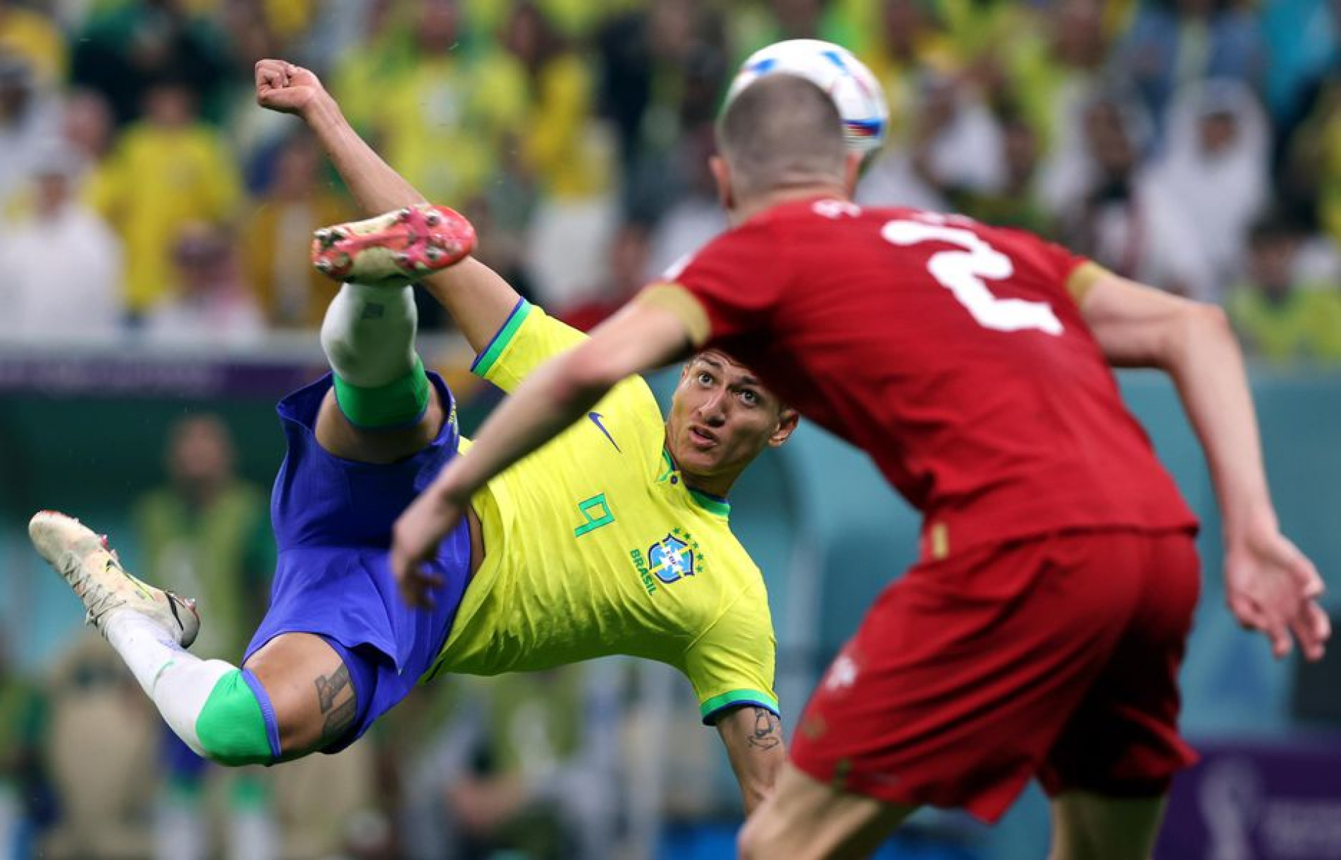 Richarlison marca dois e Brasil vence Sérvia em estreia na Copa do Mundo