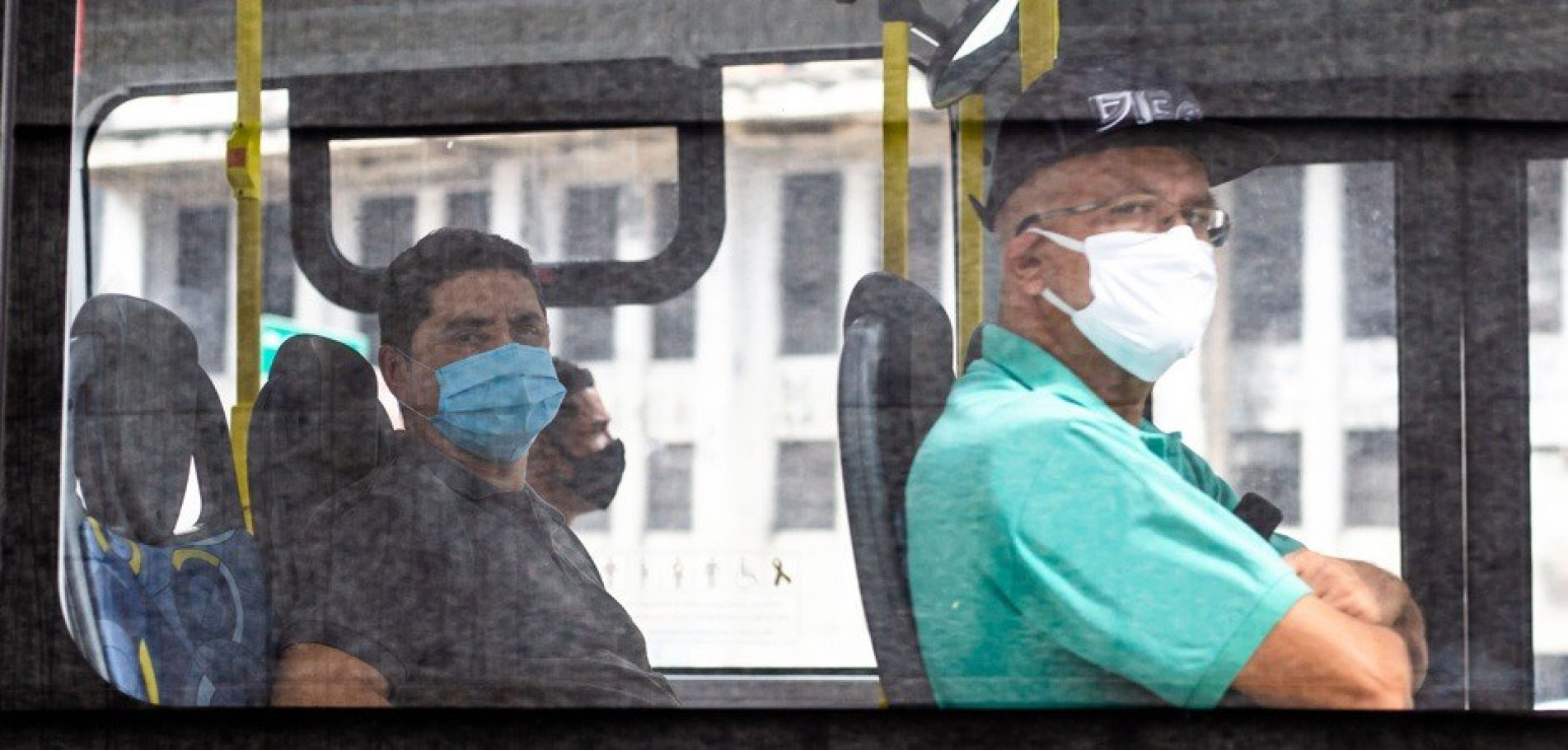 Prefeitura de São Paulo e Governo do Estado decidem retomar obrigatoriedade do uso de máscara