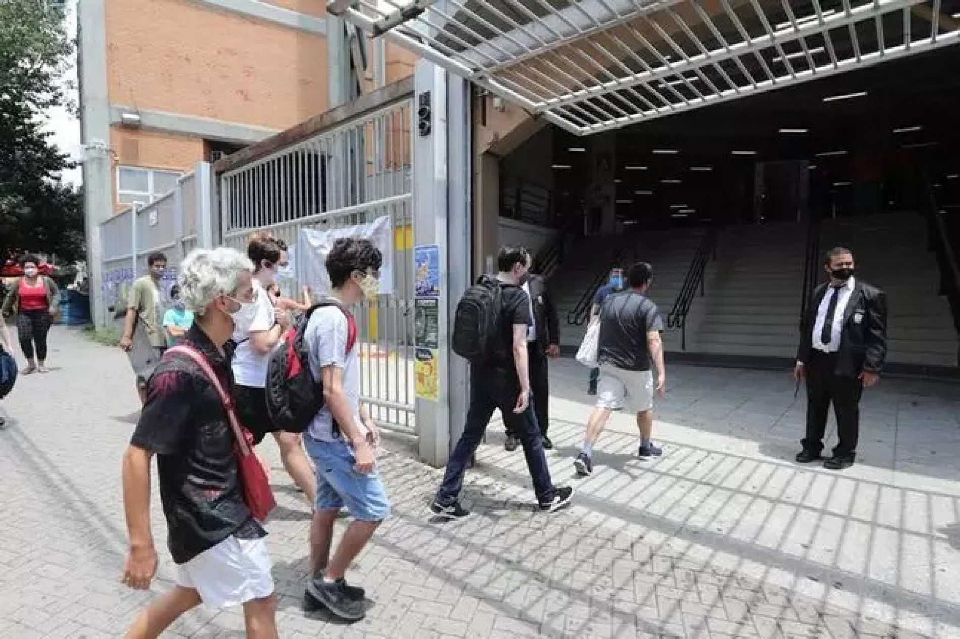 Fuvest: candidatos fazem prova da 1ª fase neste domingo (4)