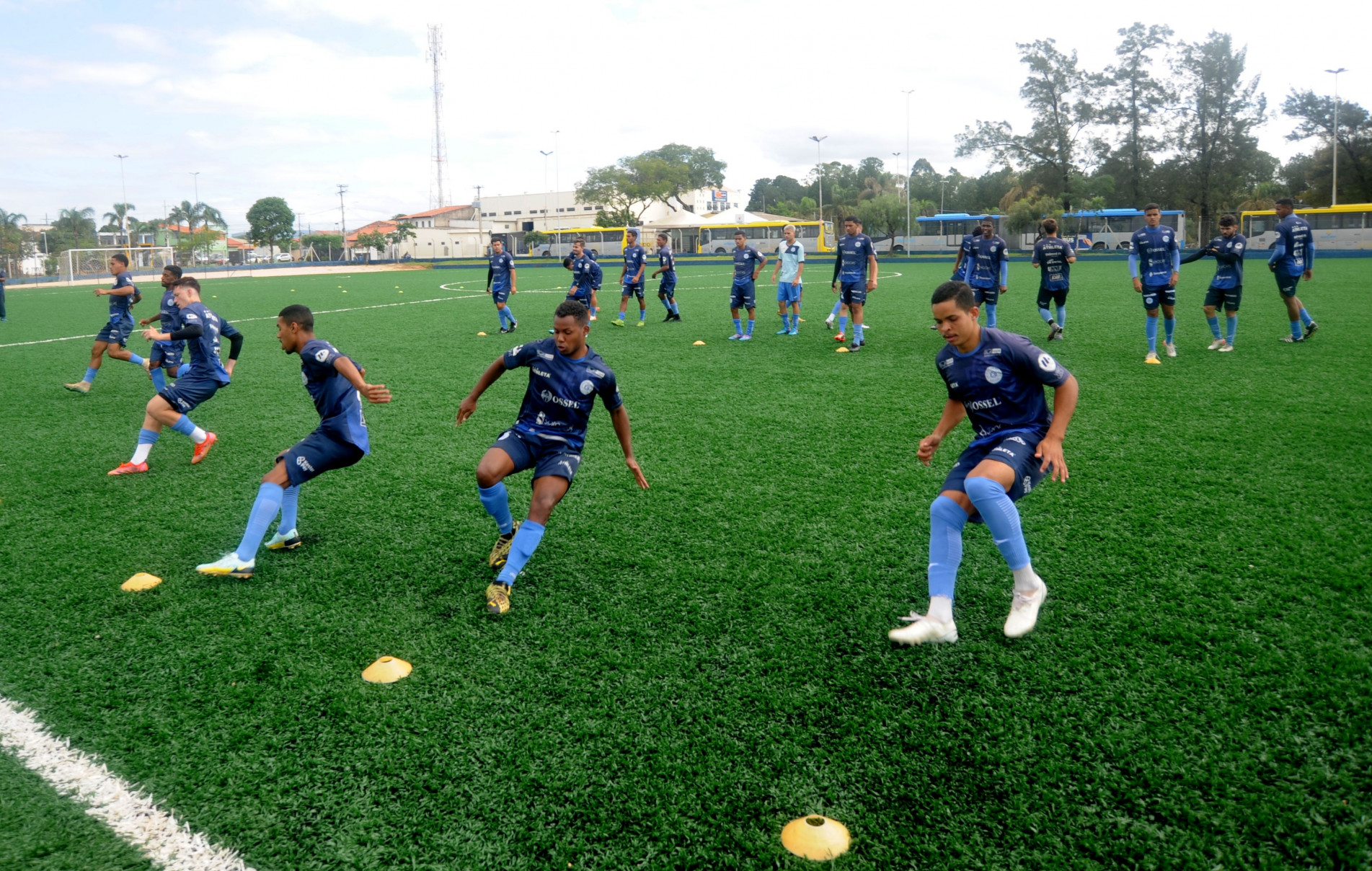 Bentinho faz último treino hoje e estreará na terça
