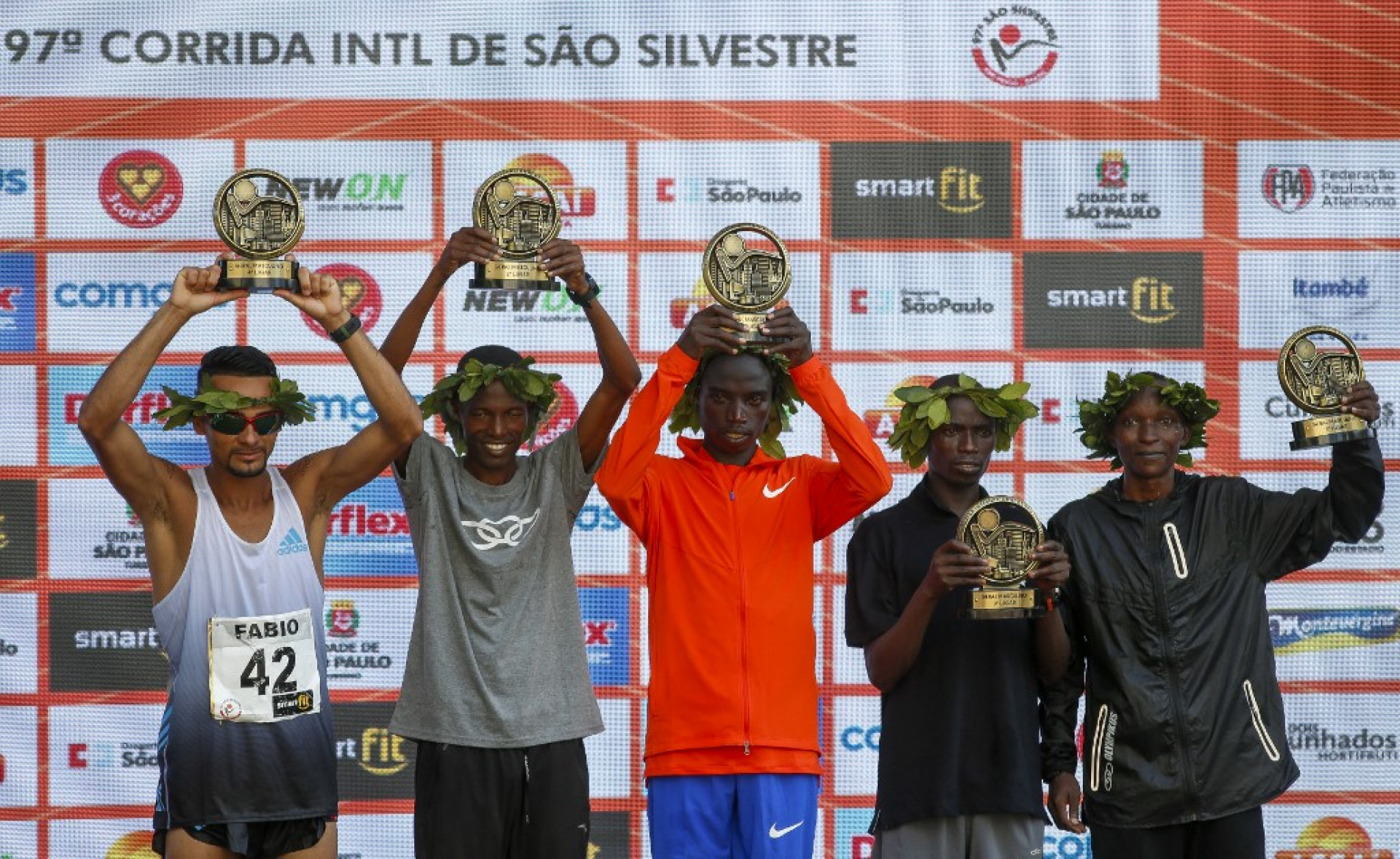 Brasileiro chega em quarto na São Silvestre, em São Paulo