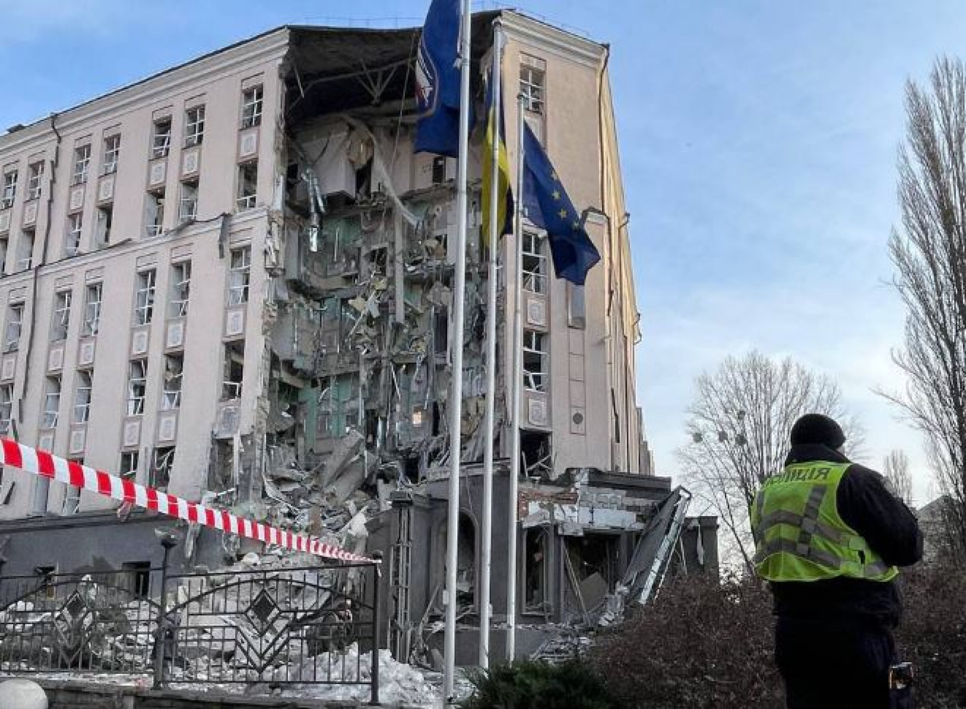 O prefeito de Kiev, Vitali Klitschko, disse nesta segunda (2) que 40 drones 