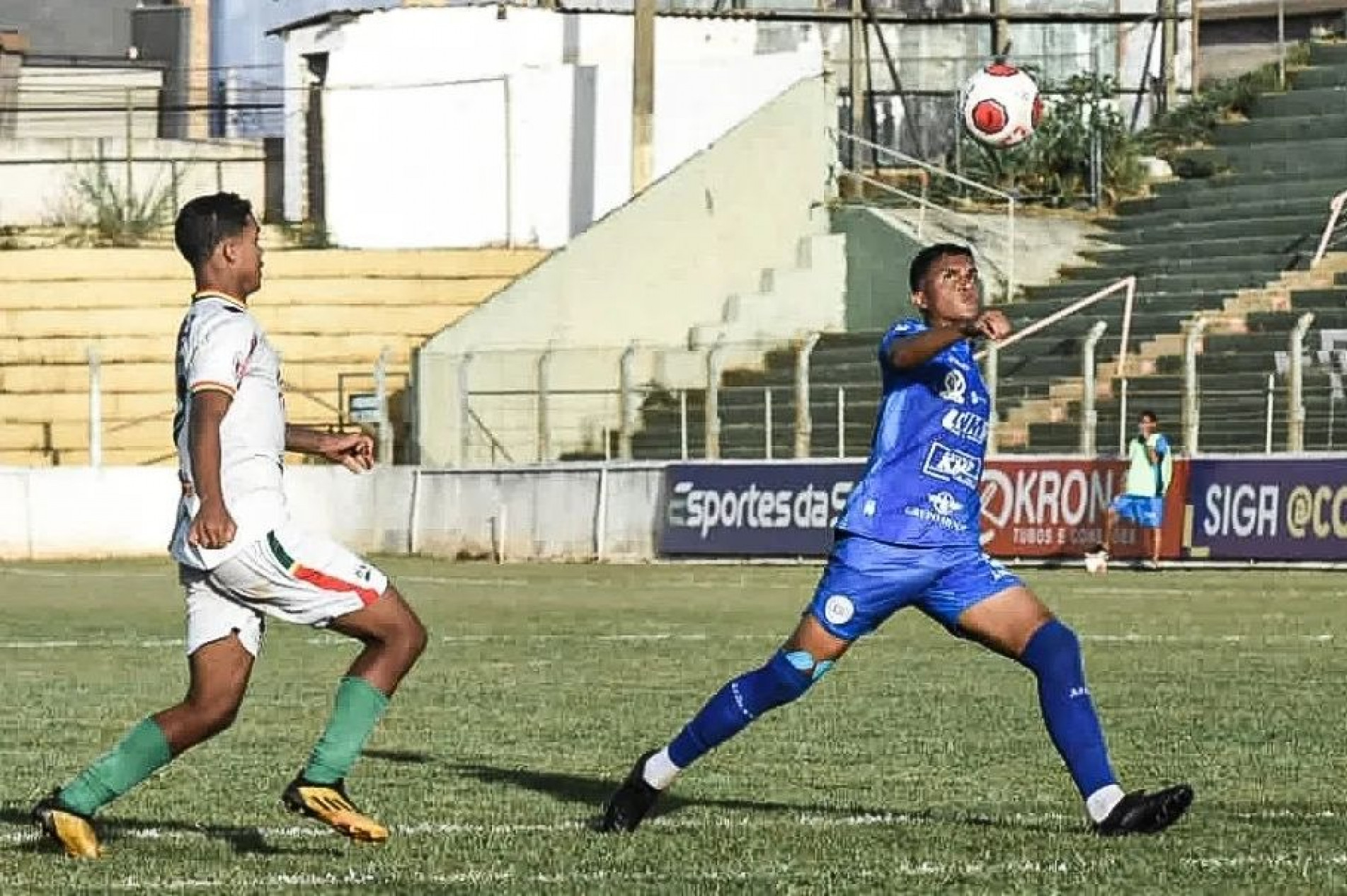 Lance do jogo Barretos 2 x 1 SÃ£o Bento