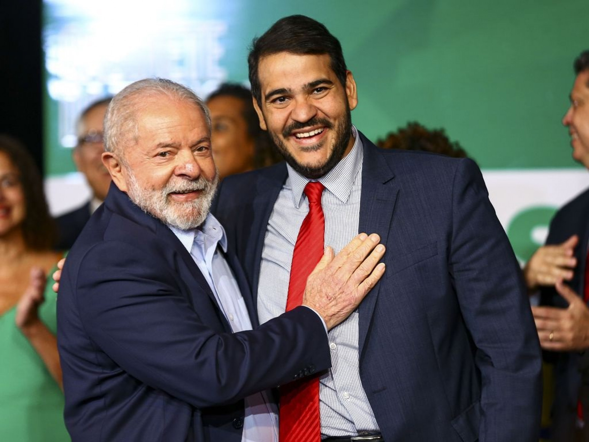 Lula e o novo ministro da AGU, Jorge Messias