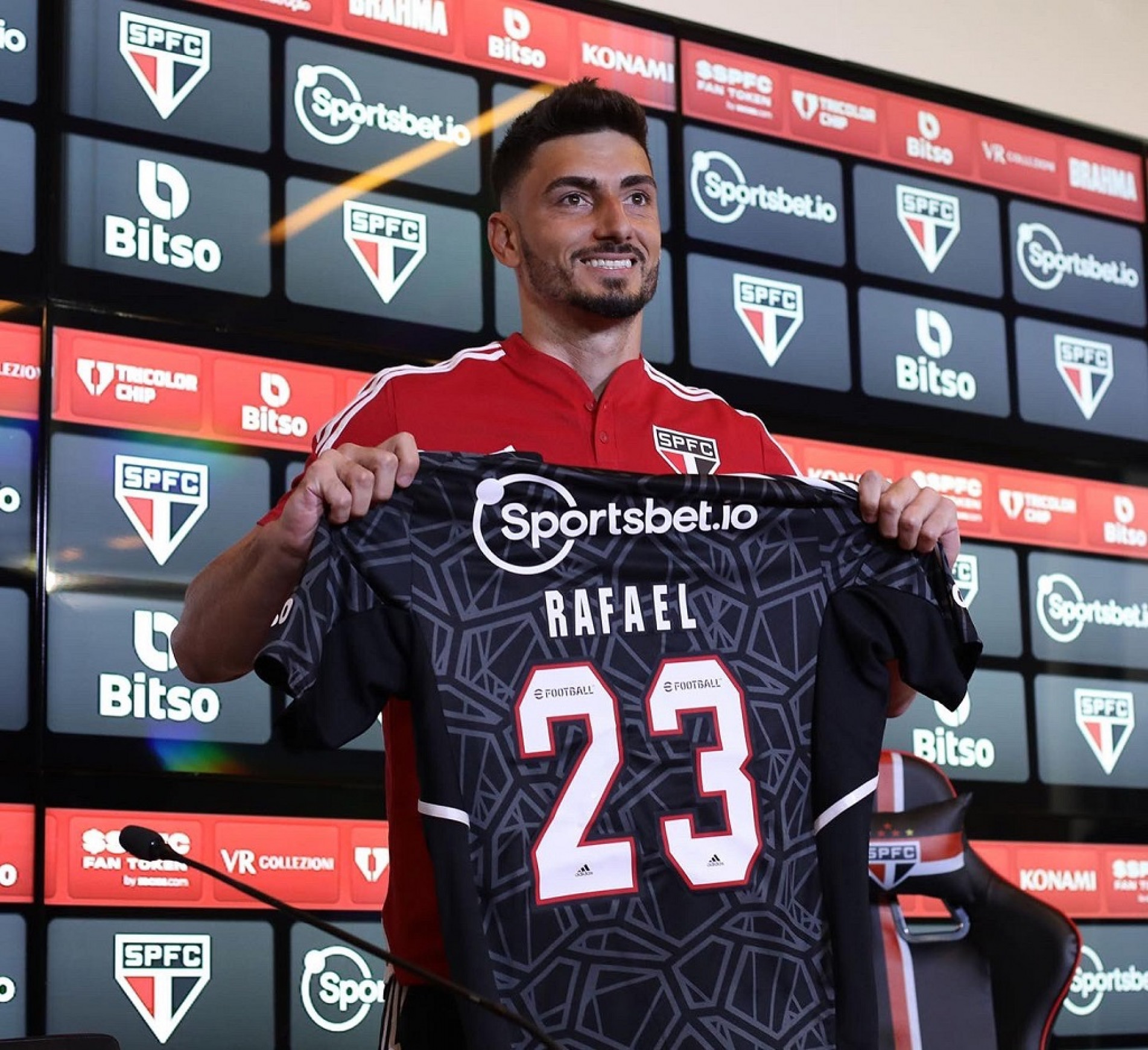 Atleta reforça o São Paulo