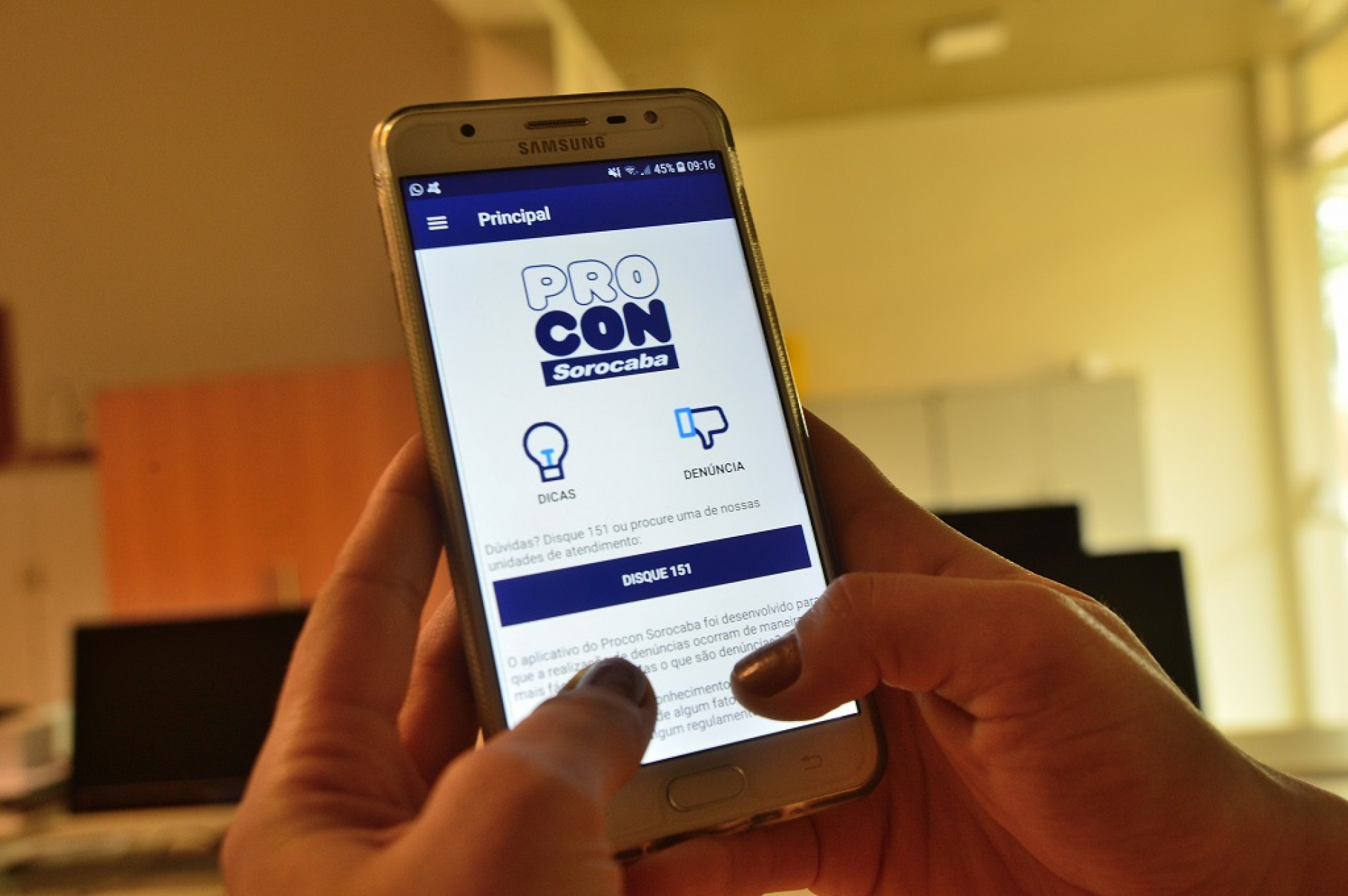 Procon Sorocaba orienta os consumidores a pesquisar sobre a conduta das empresas antes de comprar