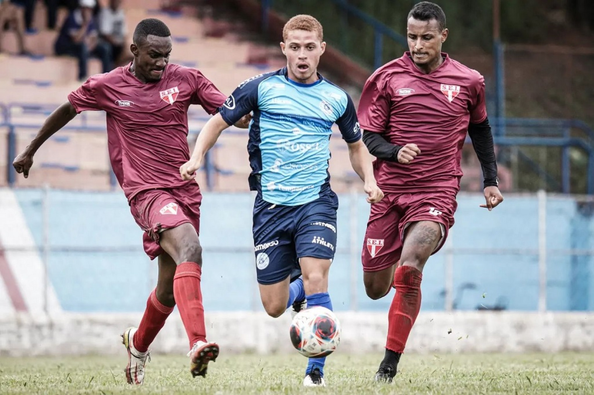 Ontem, o Azulão perdeu da Itapirense por 1 a 0