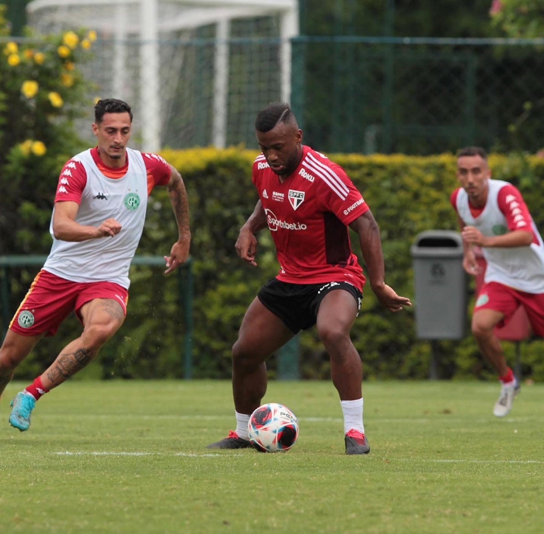 Atividade foi contra o Guarani, no CT da Barra Funda