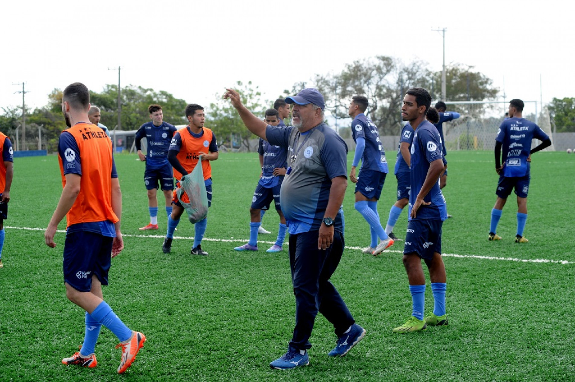 Kike Andrade deve repetir a formação que perdeu do Athletico-PR, mas fez boa atuação