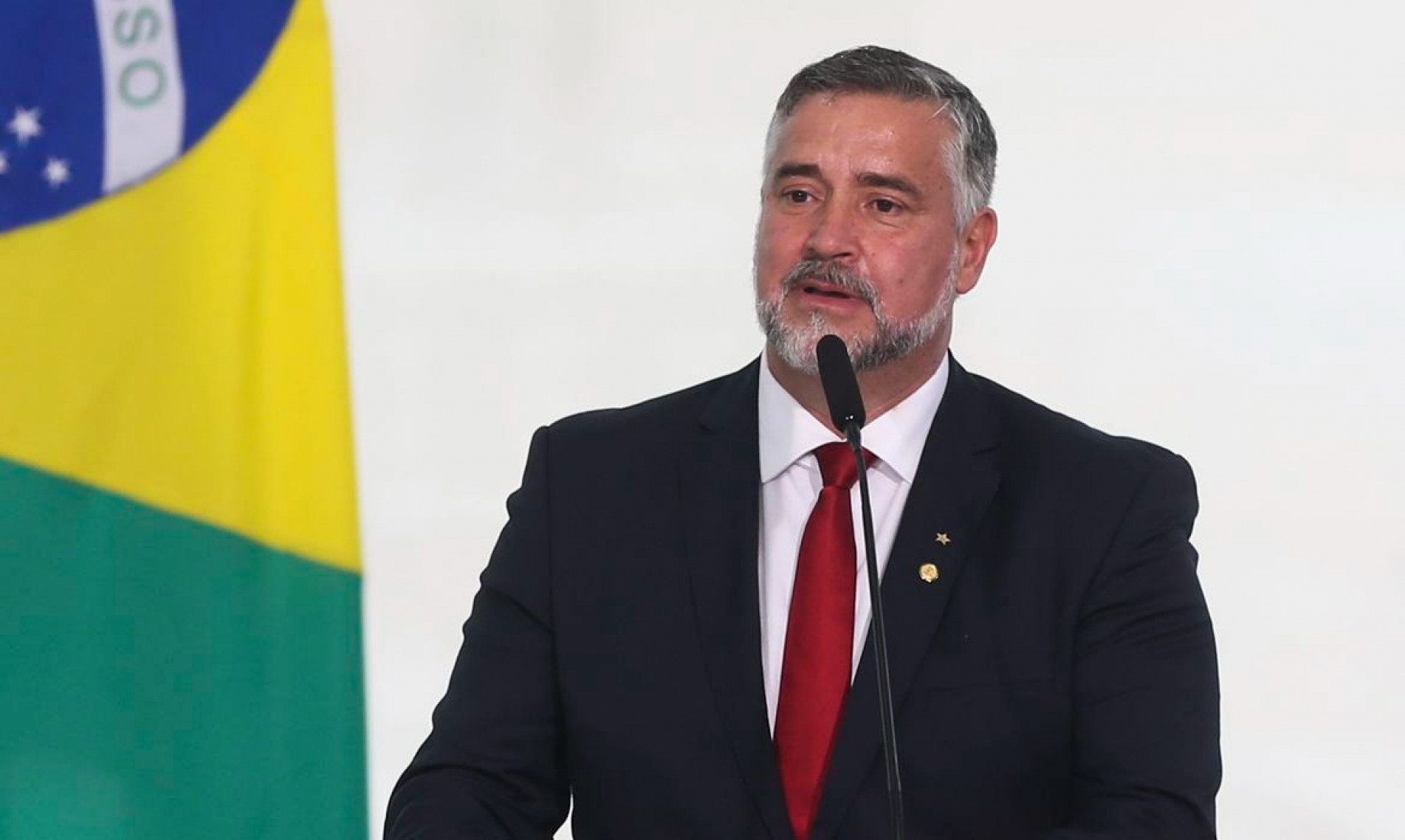 Para ministro da Secom, nada teria ocorrido sem alguma 