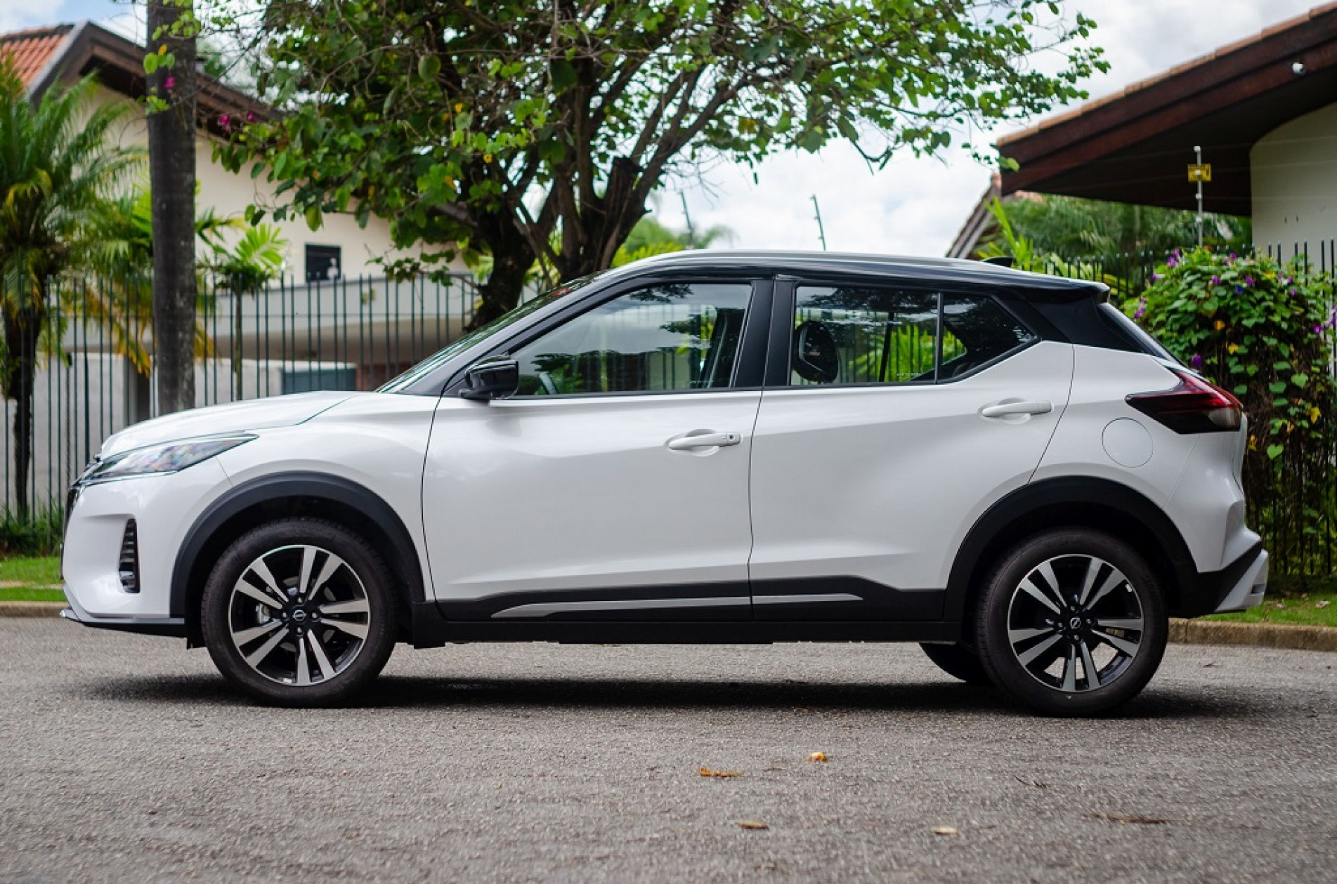 Todas as versões agora têm câmbio automático do tipo CVT; a Active, antes exclusiva para o público PCD, foi reposicionada como a opção de entrada