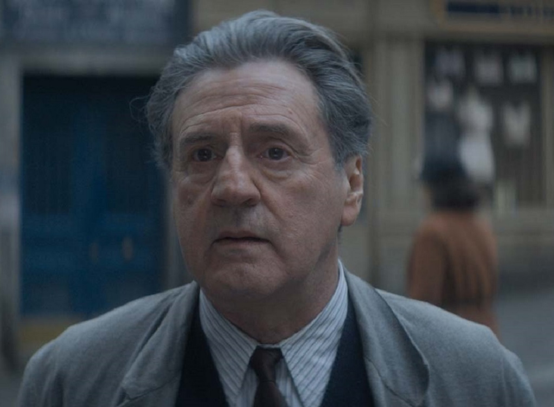 Daniel Auteuil vive o joalheiro judeu Joseph Haffmann