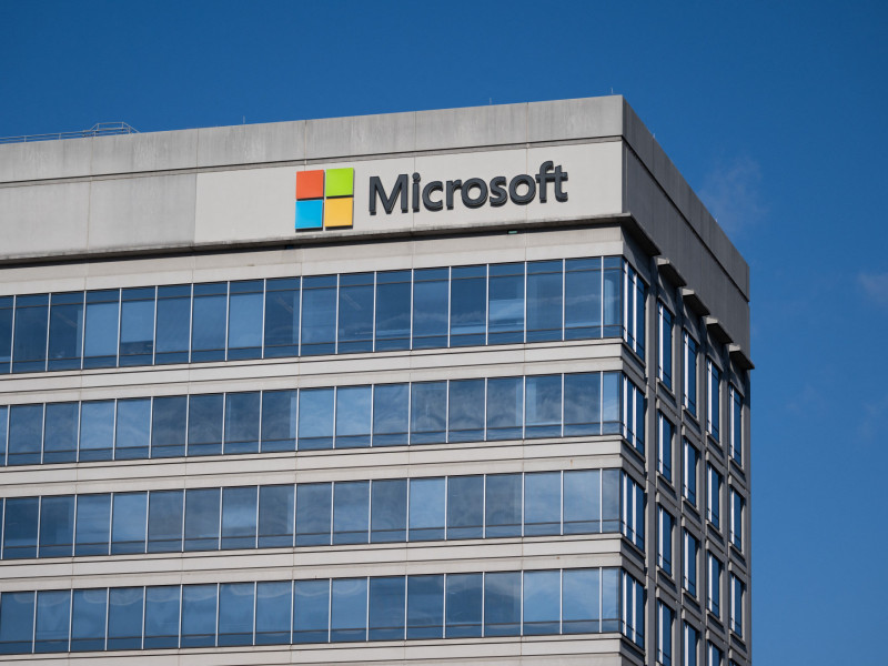 Cortes na Microsoft: choque no Xbox e futuro dos estúdios 🎮💼