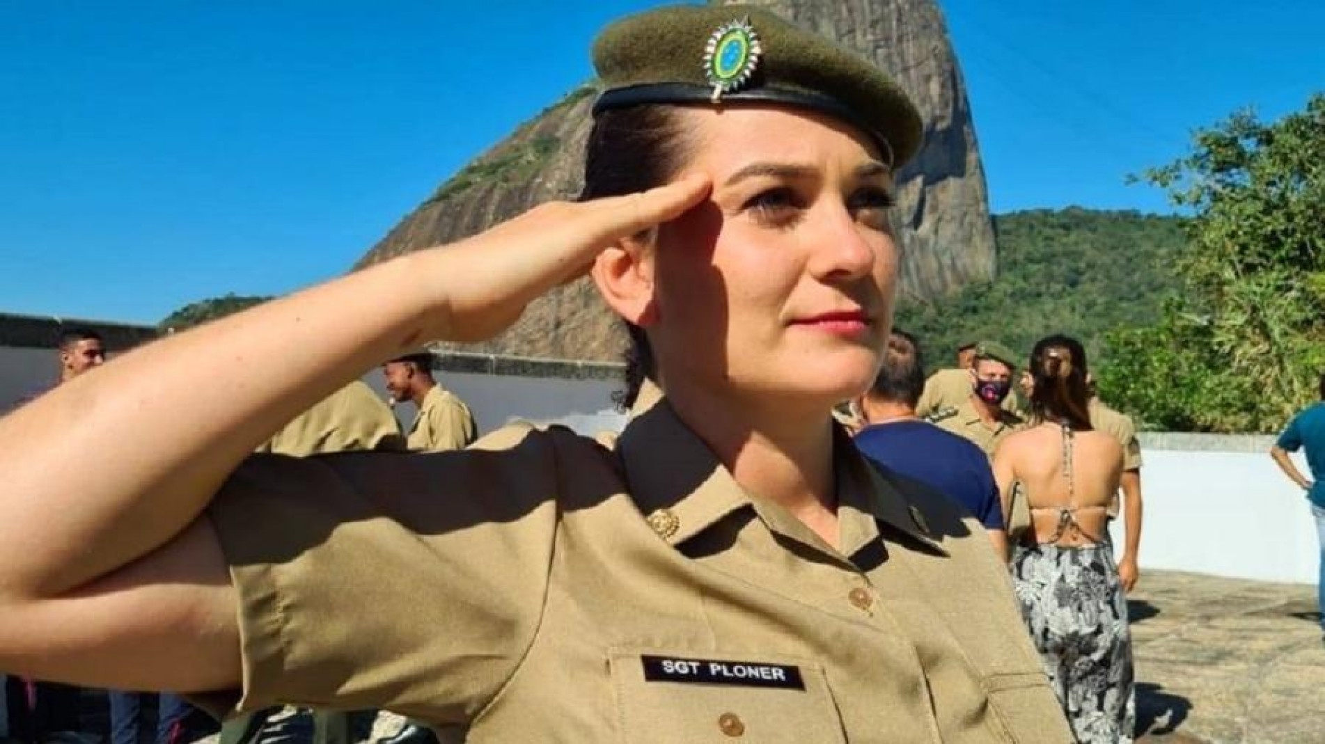 Bruna Ploner era paraquedista do Ex&eacute;rcito
