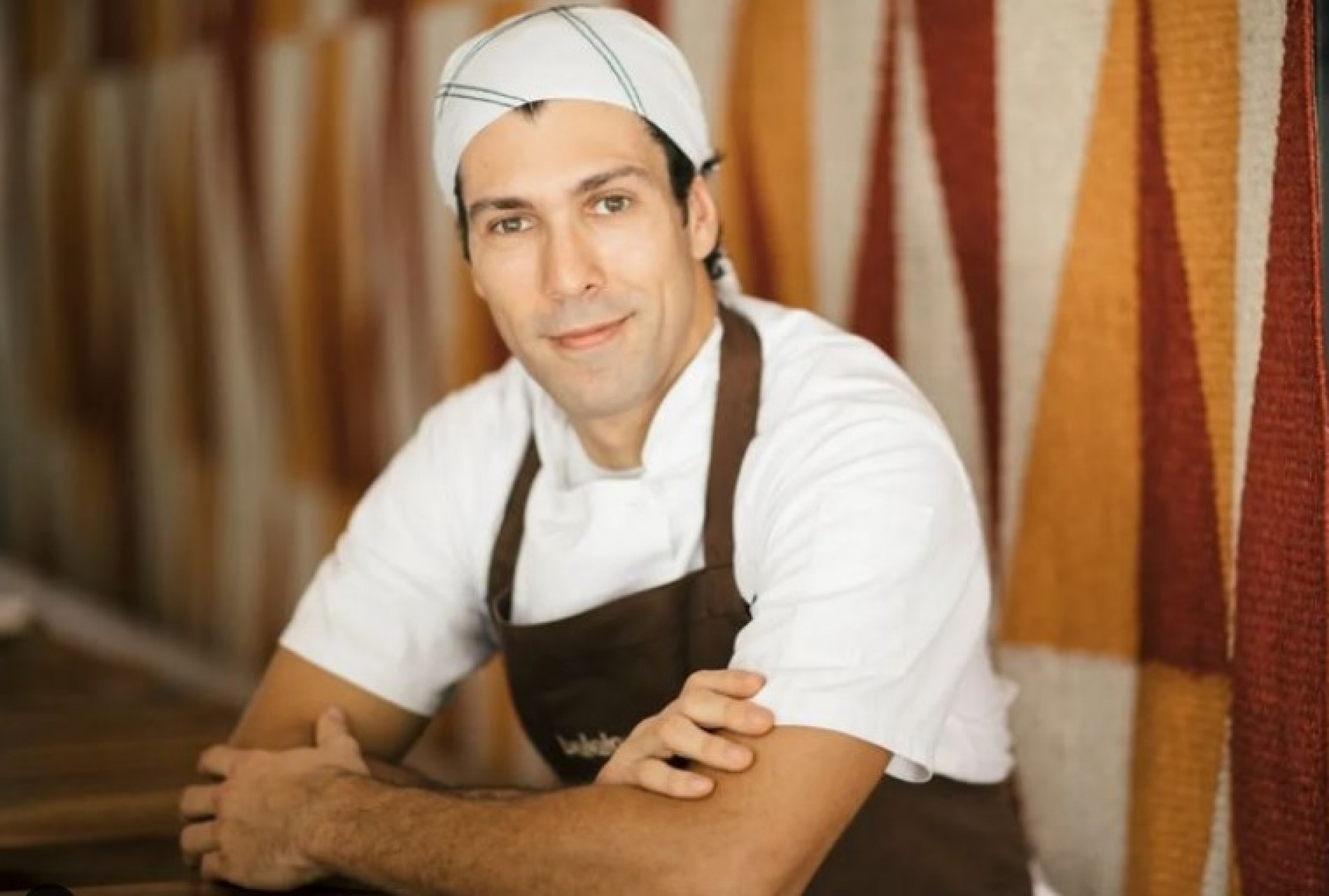Chef conhecido por valorizar a cozinha brasileira já participou de diversas temporadas do programa como convidado