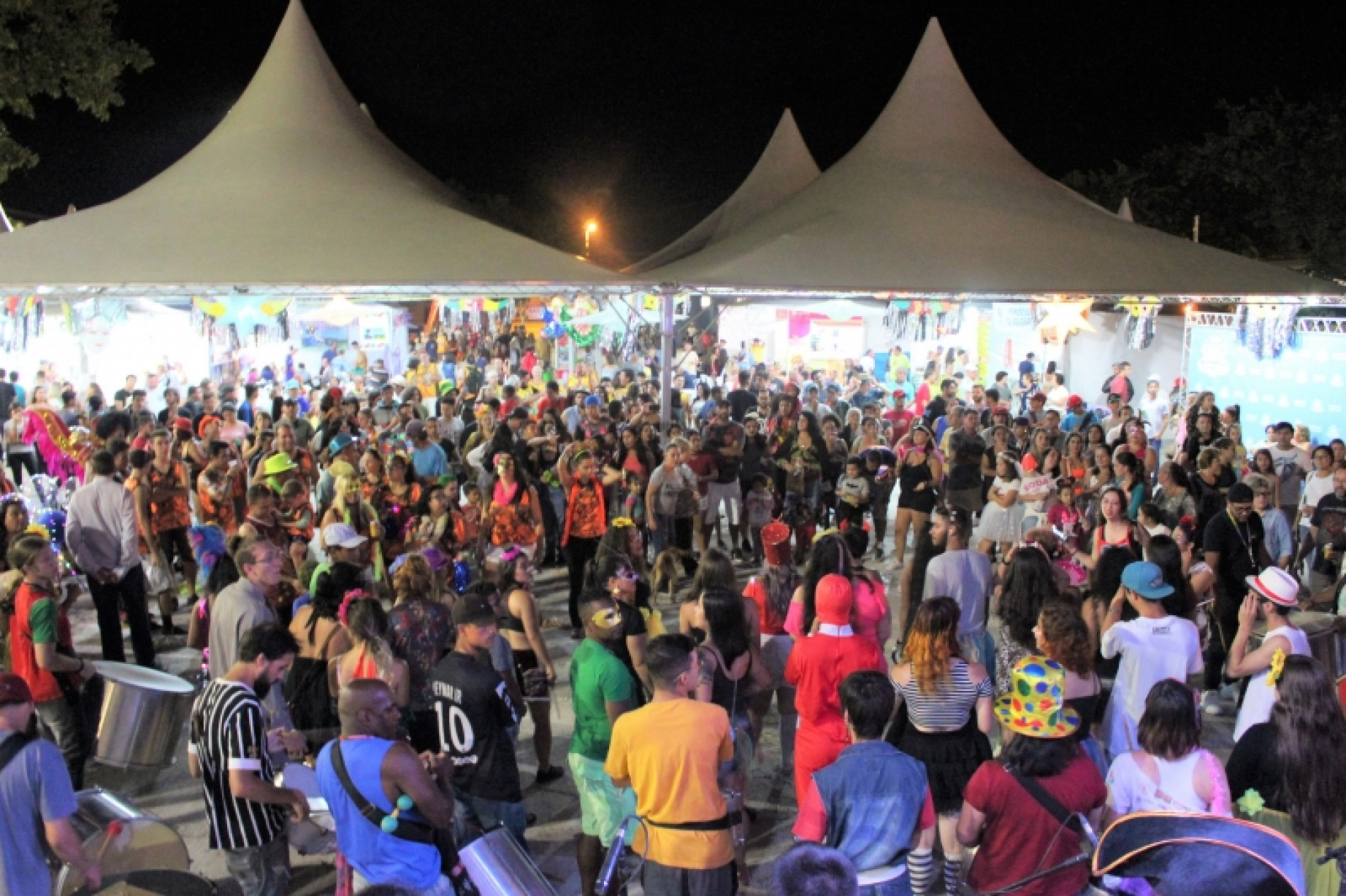 Piedade mant&eacute;m Carnaval com cinco dias de programa&ccedil;&atilde;o apesar das chuvas