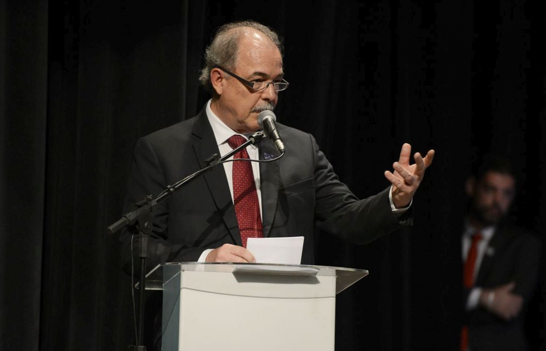 Novo presidente fala em rever a Taxa de Longo Prazo