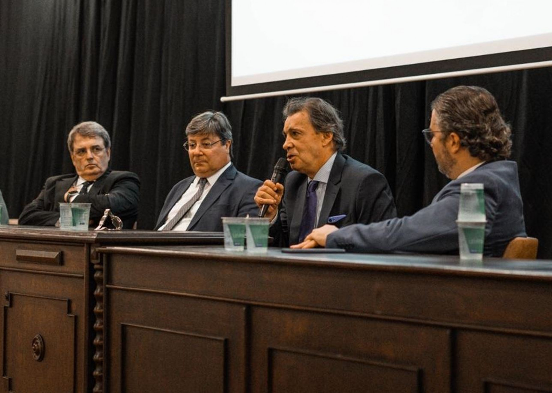 Mauro Mello, Gustavo dos Reis Gazolla, Motauri Ciocchetti de Souza e Dante Soares Catuzzo Júnior 