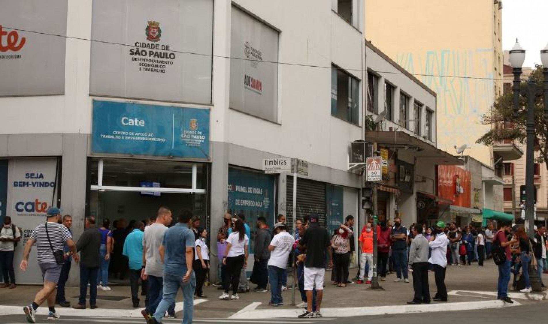 O Indicador Antecedente de Emprego (IAEmp)  busca antecipar tendências do mercado de trabalho para os próximos meses