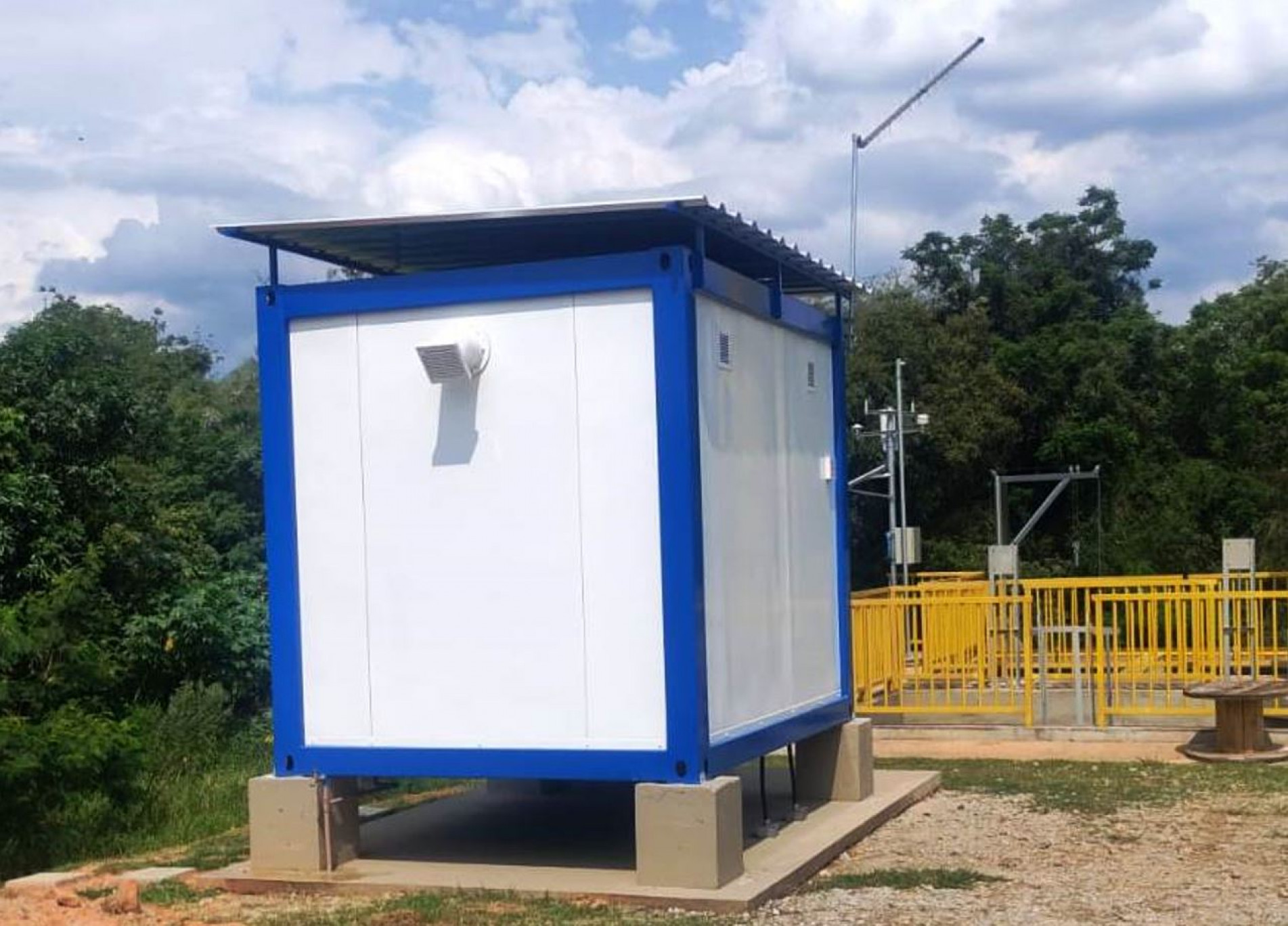 Instrumentos fazem medição automática de oxigênio dissolvido, pH, temperatura da água, condutividade elétrica e turbidez