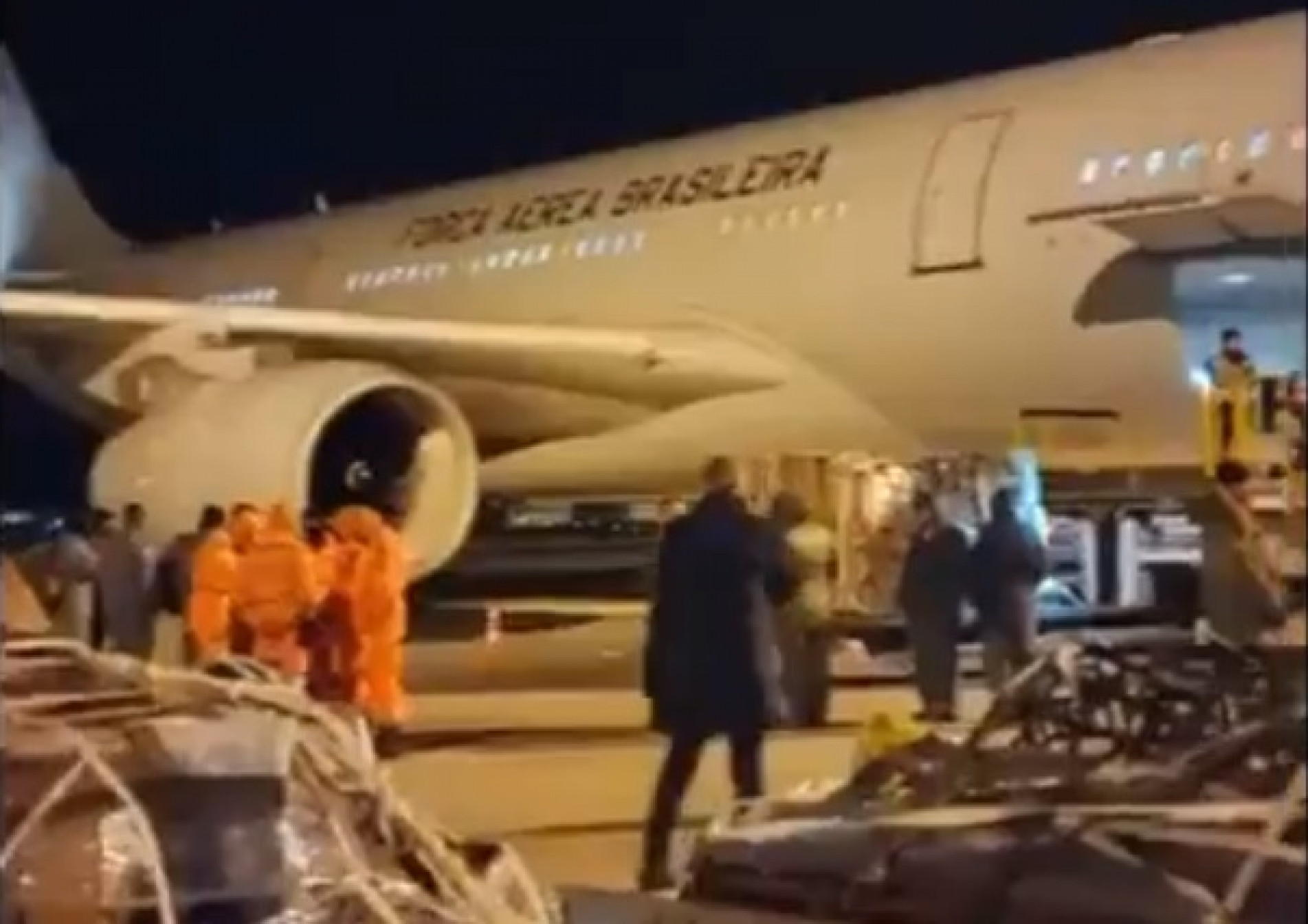 O KC-30 da Força Aérea Brasileira chegou ontem a Ancara