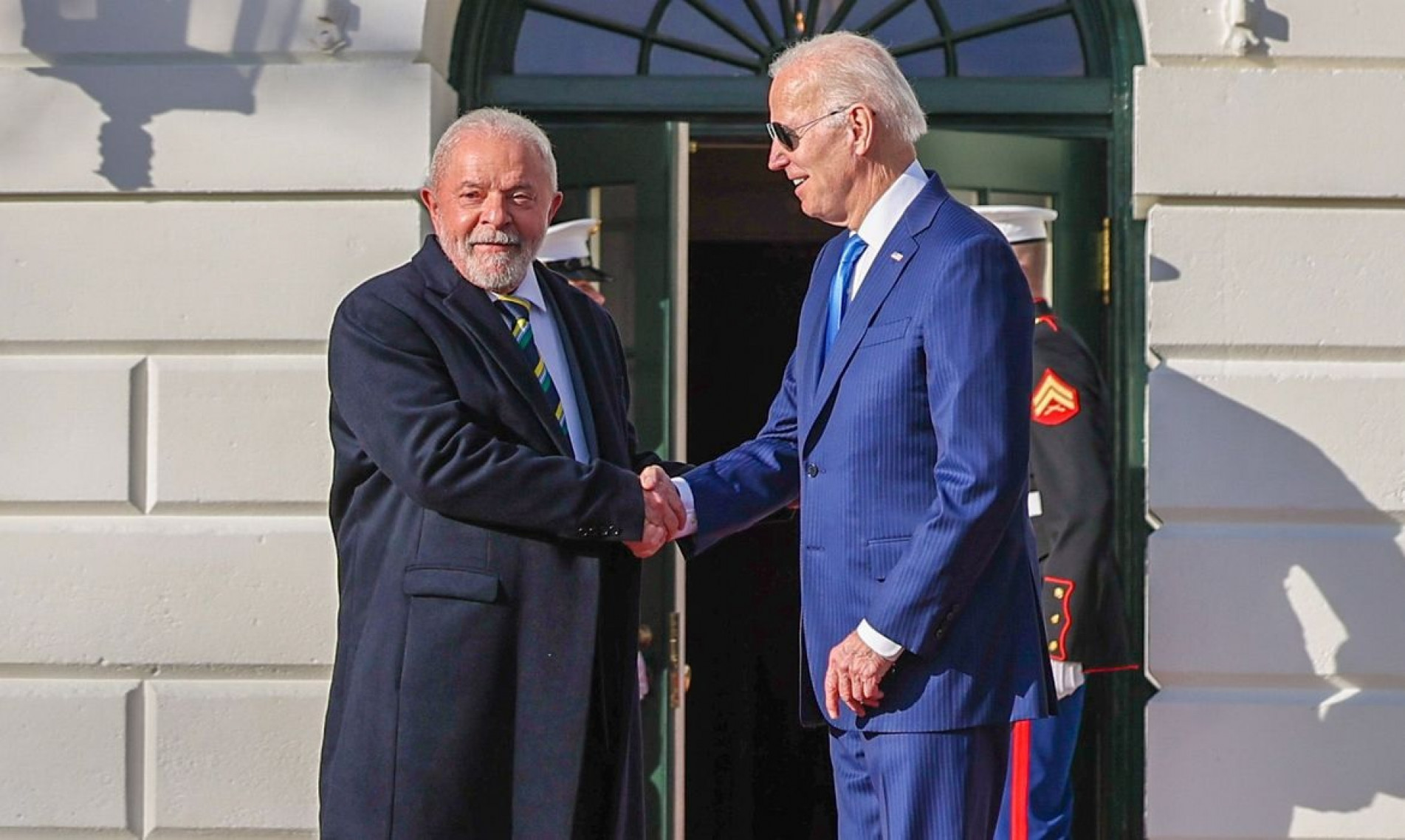 Lula cumprimenta Biden durante viagem do presidente brasileiro aos Estados Unidos