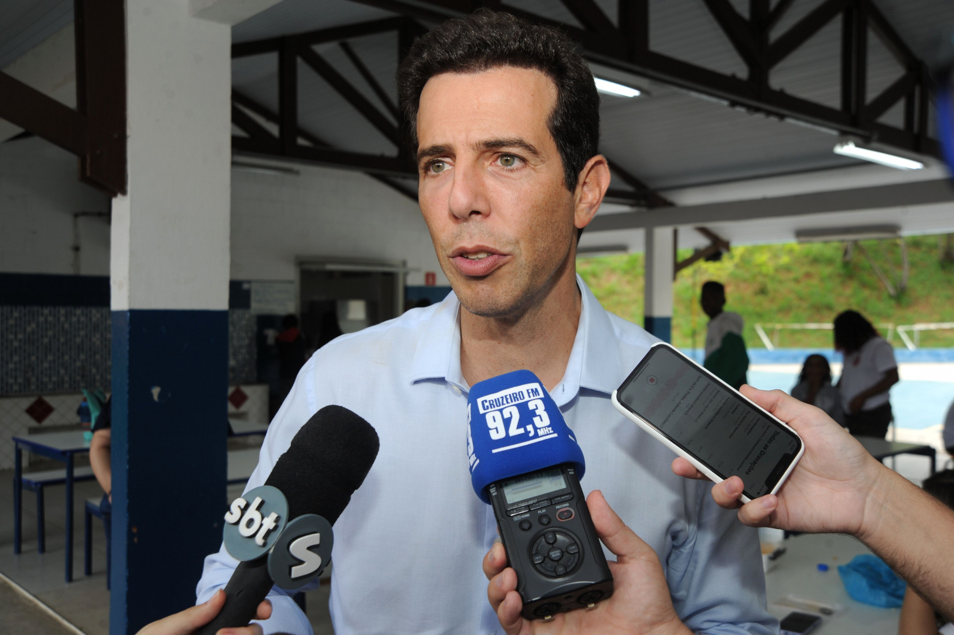 Secret&aacute;rio de Educa&ccedil;&atilde;o de S&atilde;o Paulo, Renato Feder &eacute; investigado por conflito de interesses por sua empresa vender notebooks para a secretaria que ele comanda