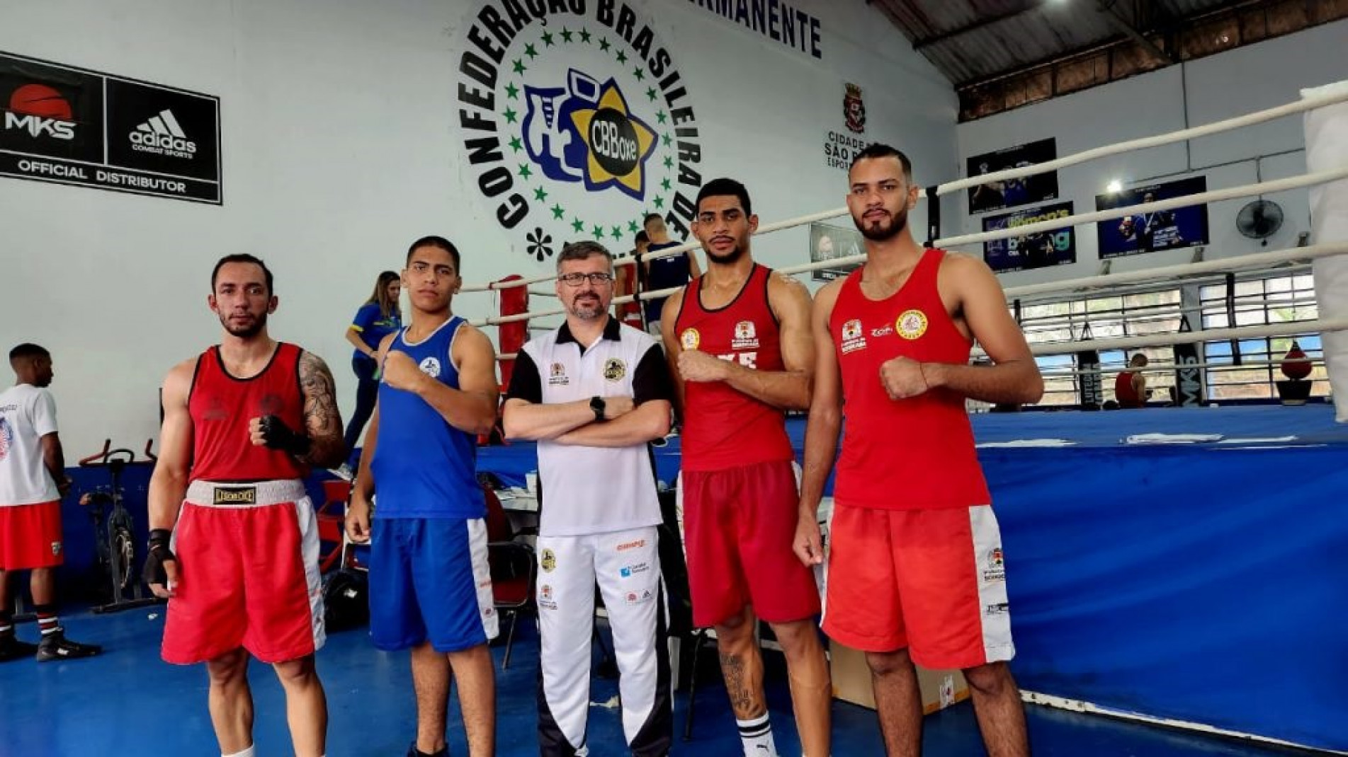 Foram três vitórias em quatro combates