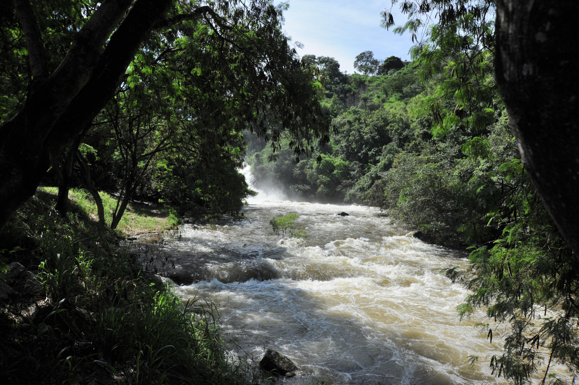 A Cachoeira da Chave é um dos principais atrativos de turismo e lazer da cidade de Votorantim