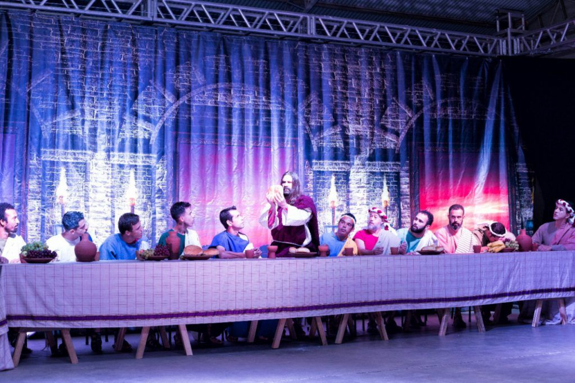 Produção do espetáculo, que mostra últimos momentos vividos por Jesus Cristo, envolve 120 pessoas
