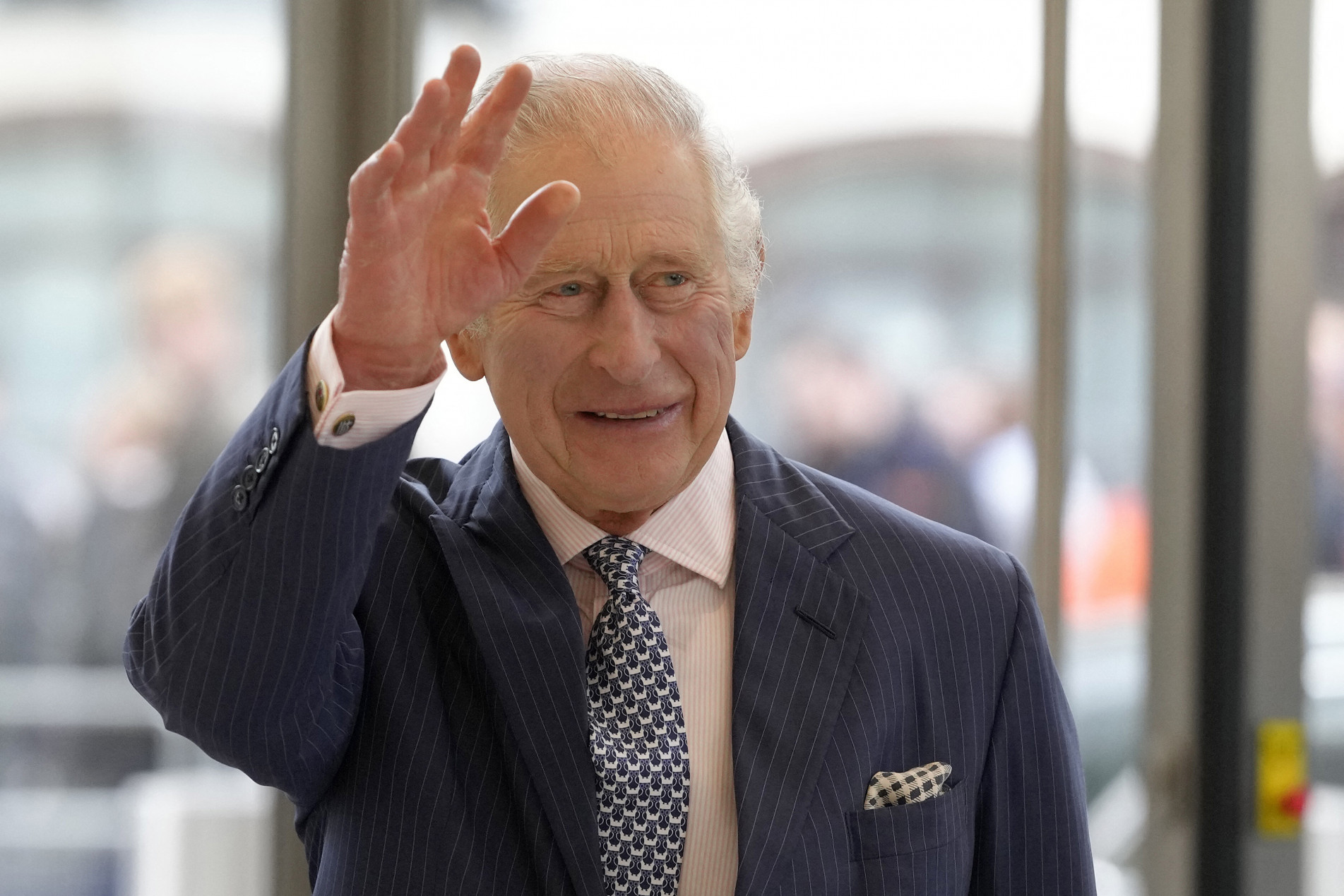 Charles III, aos 74 anos, &eacute; um dos integrantes mais impopulares da realeza brit&acirc;nica