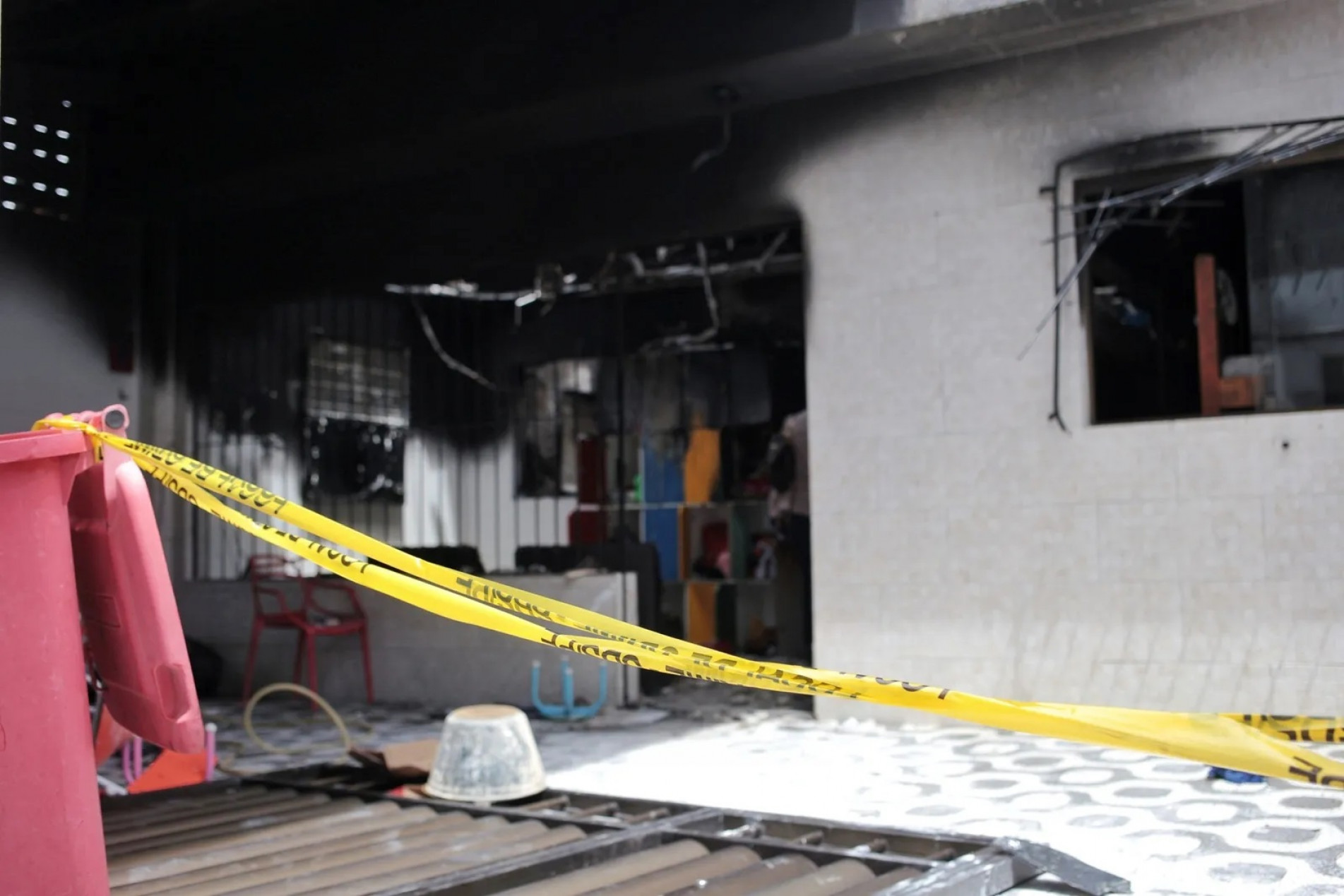 O Lar Paulo de Tarso ficou destruído pelas chamas
