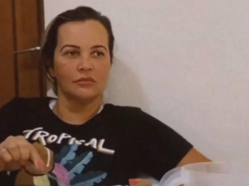 Madrasta C&iacute;ntia Mariano Dias Cabral acusada de envenenar os enteados Fernanda Cabral e seu irm&atilde;o Bruno, em 2022, usando a subst&acirc;ncia conhecida como chumbinho, usada para matar ratos