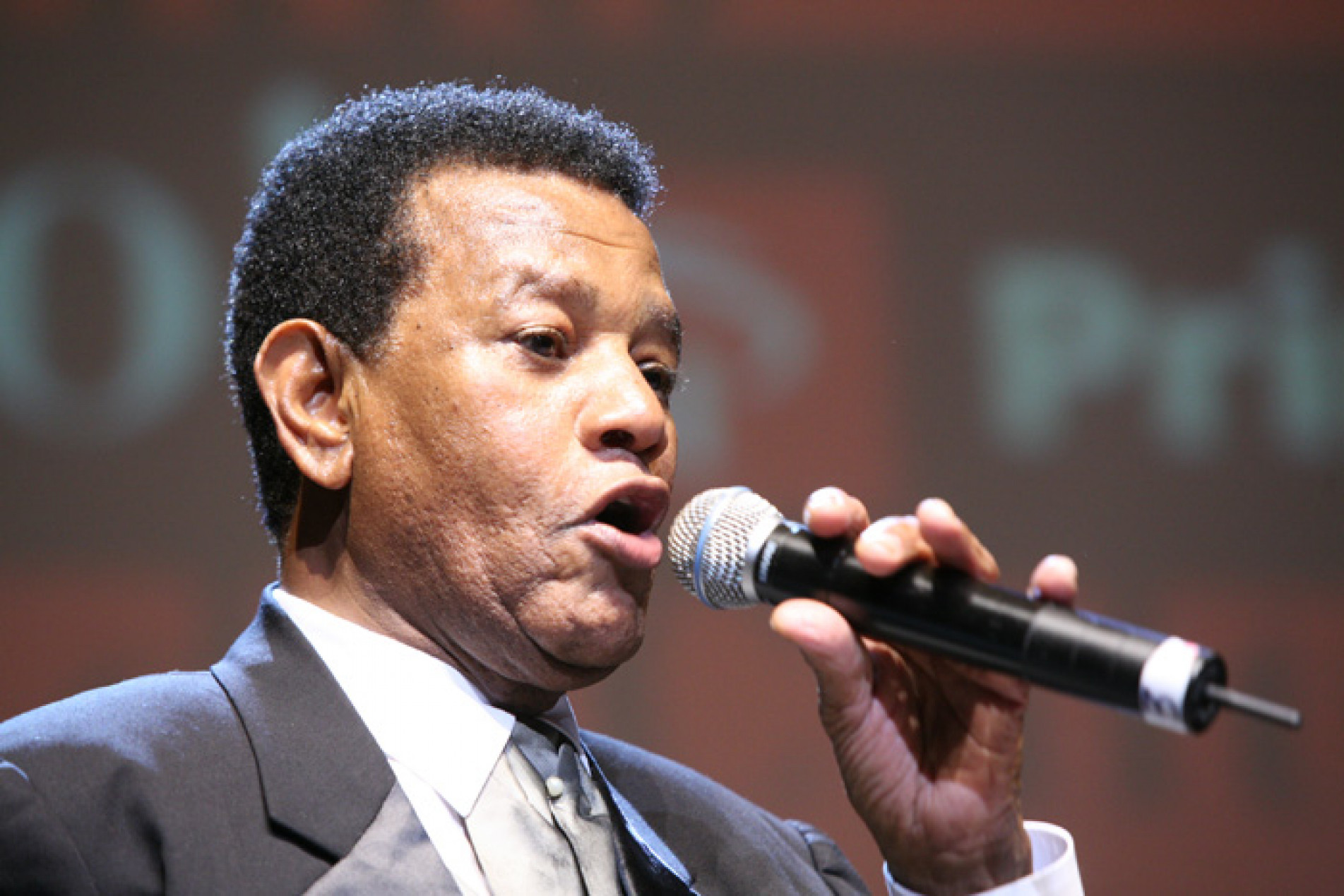 Jair Rodrigues é considerado um dos precursores do rap brasileiro
