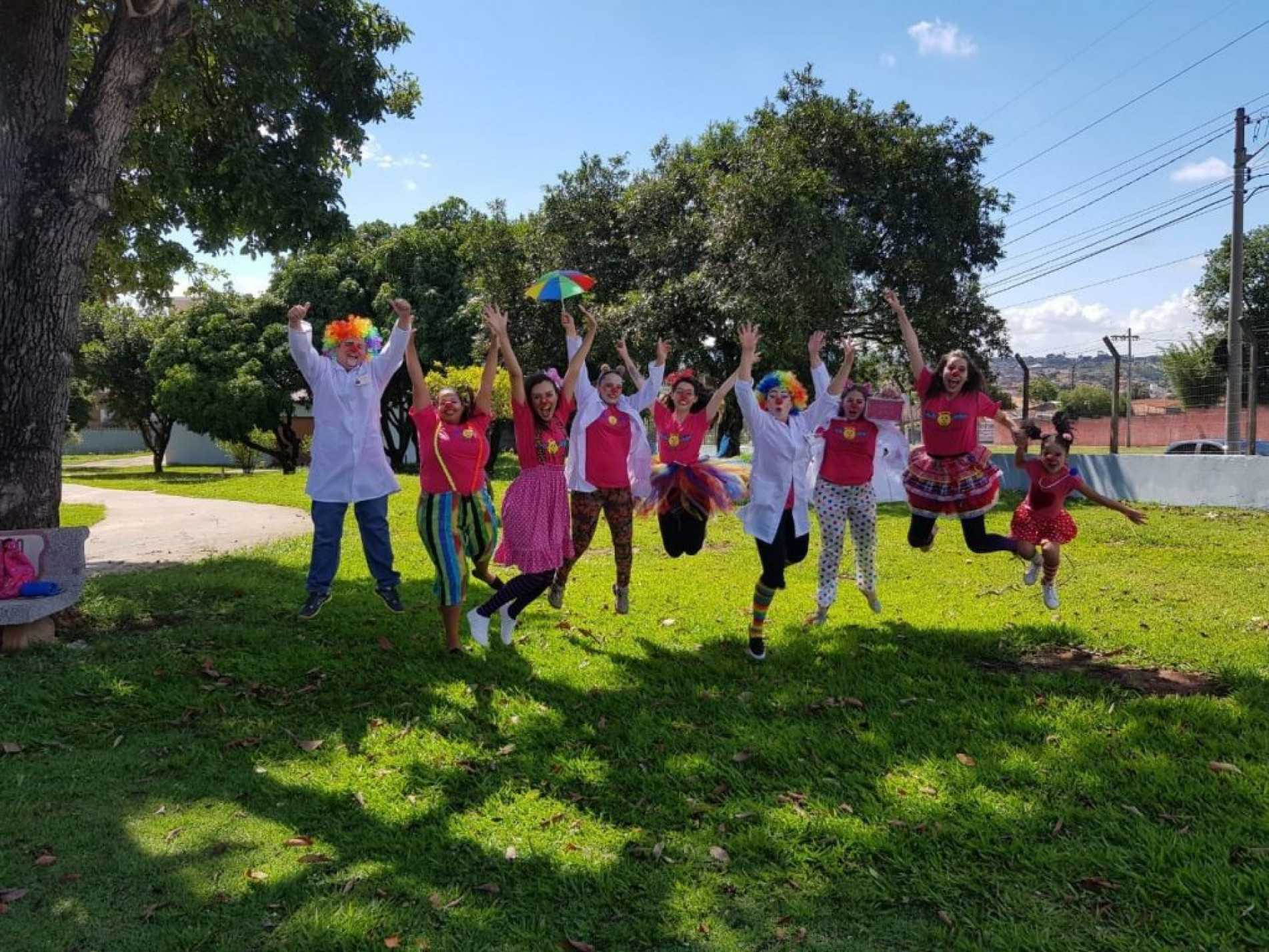 Palhaçaria e contação de história estão entre as atividades programadas