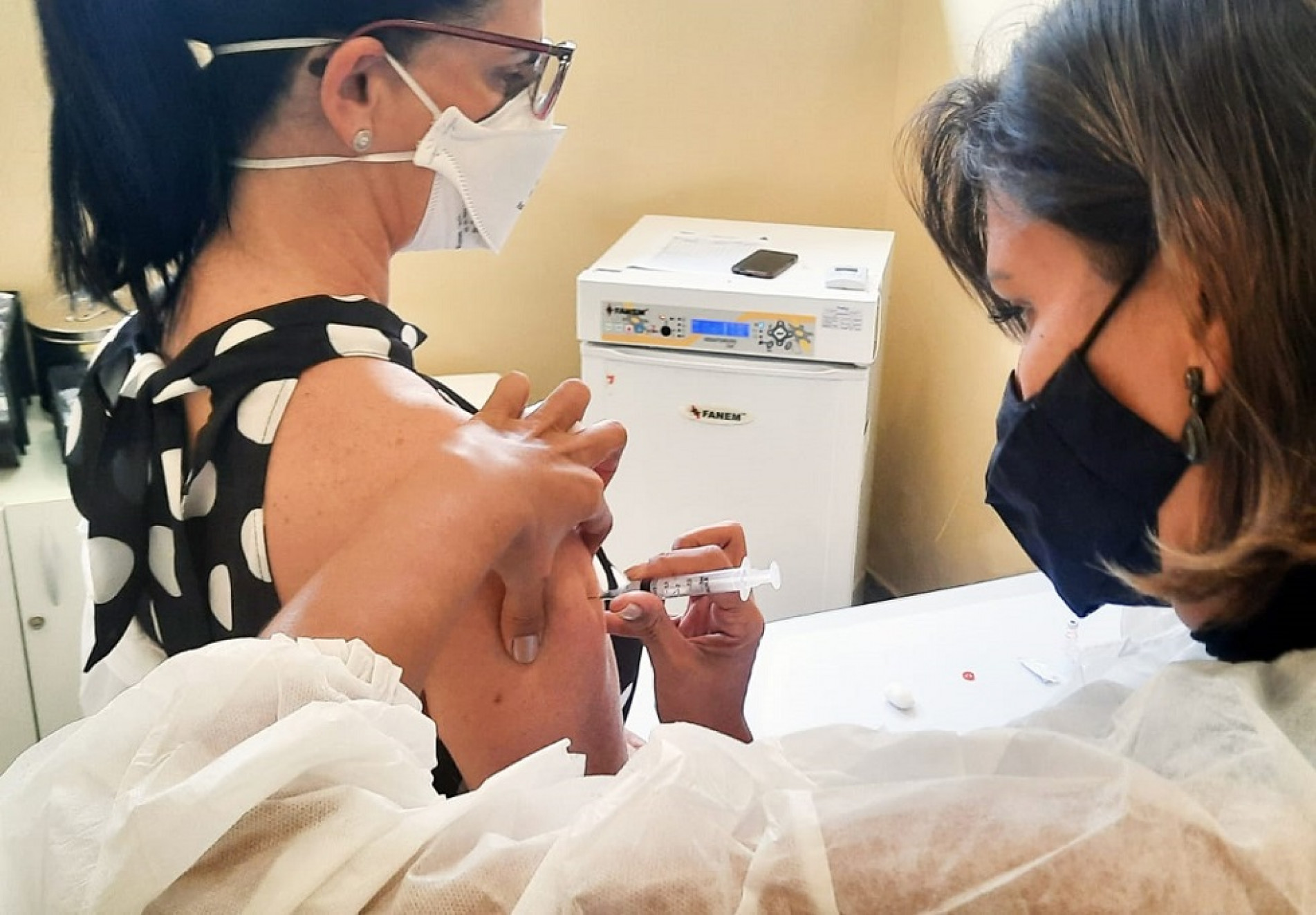 As seis unidades de saúde também disponibilizarão a Pfizer bivalente contra a Covid-19 a maiores de 18 anos